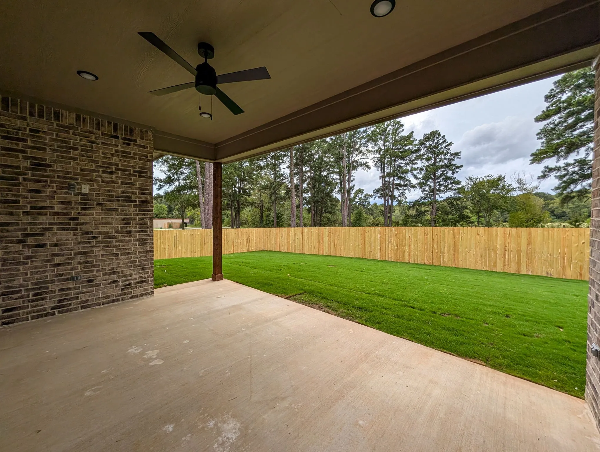 Single Family Residence For Sale in Smith County , 12124 Pinecrest Drive, Flint, Texas 75762, 4 Bedroom, 3 Bathroom, 2 Garage spaces, 2,288 Sqft, built in 2026, mls#21402644, Real Estate Agent in Flint, Homes For Sale in Smith county, Homes For Sale in Flint, Realtor in Flint Texas, Real Estate Brokerage Independent Realty Texas, Luminita Cordes Realtor