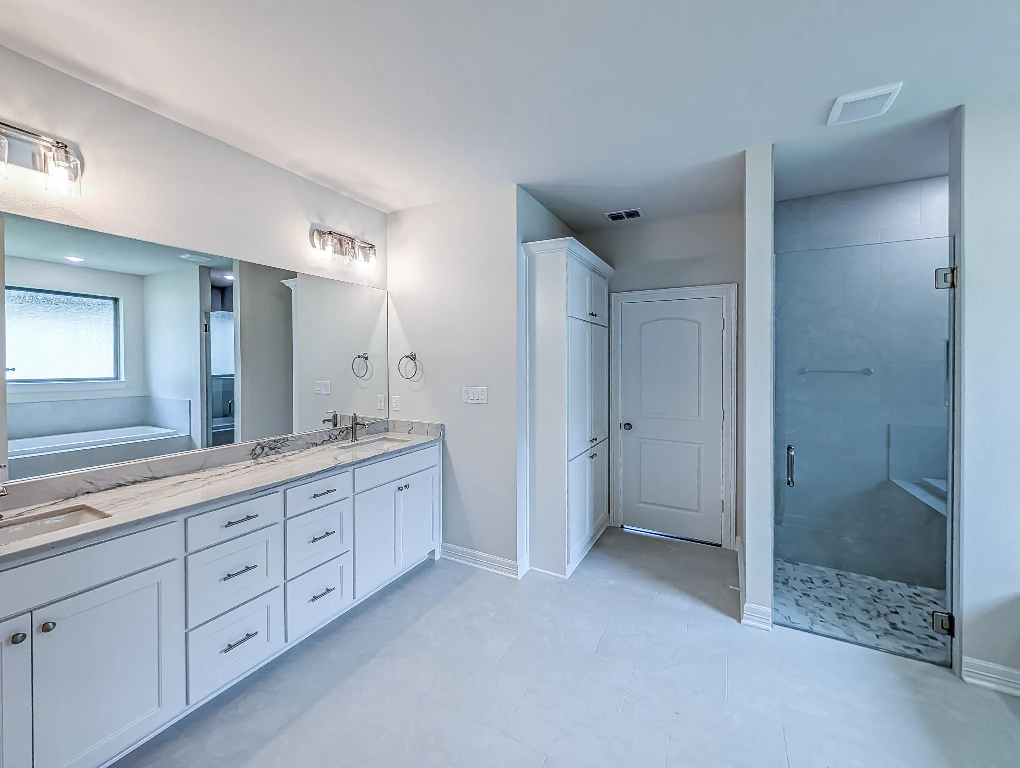 Single Family Residence For Sale in Smith County , 12124 Pinecrest Drive, Flint, Texas 75762, 4 Bedroom, 3 Bathroom, 2 Garage spaces, 2,288 Sqft, built in 2026, mls#21402644, Real Estate Agent in Flint, Homes For Sale in Smith county, Homes For Sale in Flint, Realtor in Flint Texas, Real Estate Brokerage Independent Realty Texas, Luminita Cordes Realtor