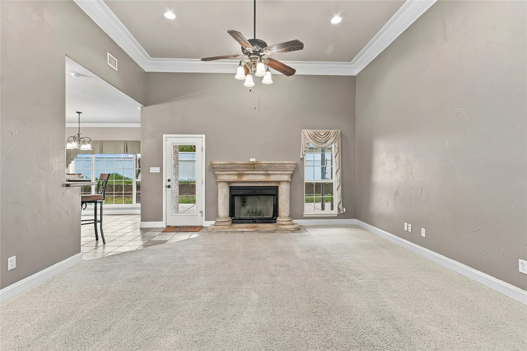 Single Family Residence For Sale in Wise County , 1106 Owl Drive, Decatur, Texas 76234, 3 Bedroom, 2 Bathroom, 2 Garage spaces, 1,819 Sqft, built in 2003, mls#21402647, Real Estate Agent in Decatur, Homes For Sale in Wise county, Homes For Sale in Decatur, Realtor in Decatur Texas, Real Estate Brokerage Independent Realty Texas, Luminita Cordes Realtor