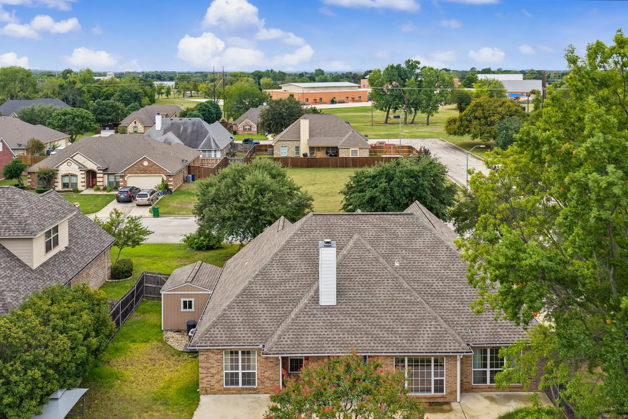 Single Family Residence For Sale in Wise County , 1106 Owl Drive, Decatur, Texas 76234, 3 Bedroom, 2 Bathroom, 2 Garage spaces, 1,819 Sqft, built in 2003, mls#21402647, Real Estate Agent in Decatur, Homes For Sale in Wise county, Homes For Sale in Decatur, Realtor in Decatur Texas, Real Estate Brokerage Independent Realty Texas, Luminita Cordes Realtor