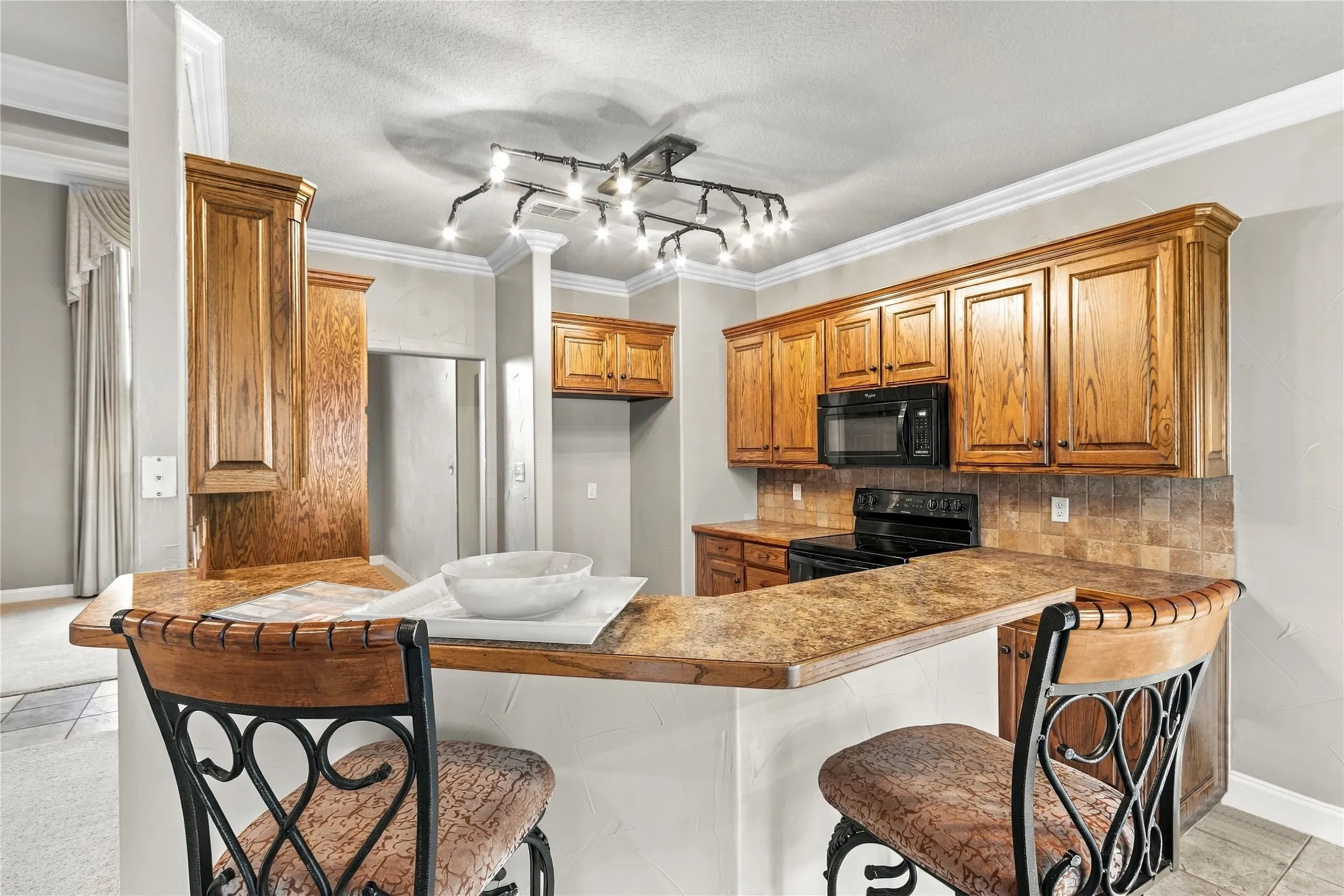 Single Family Residence For Sale in Wise County , 1106 Owl Drive, Decatur, Texas 76234, 3 Bedroom, 2 Bathroom, 2 Garage spaces, 1,819 Sqft, built in 2003, mls#21402647, Real Estate Agent in Decatur, Homes For Sale in Wise county, Homes For Sale in Decatur, Realtor in Decatur Texas, Real Estate Brokerage Independent Realty Texas, Luminita Cordes Realtor