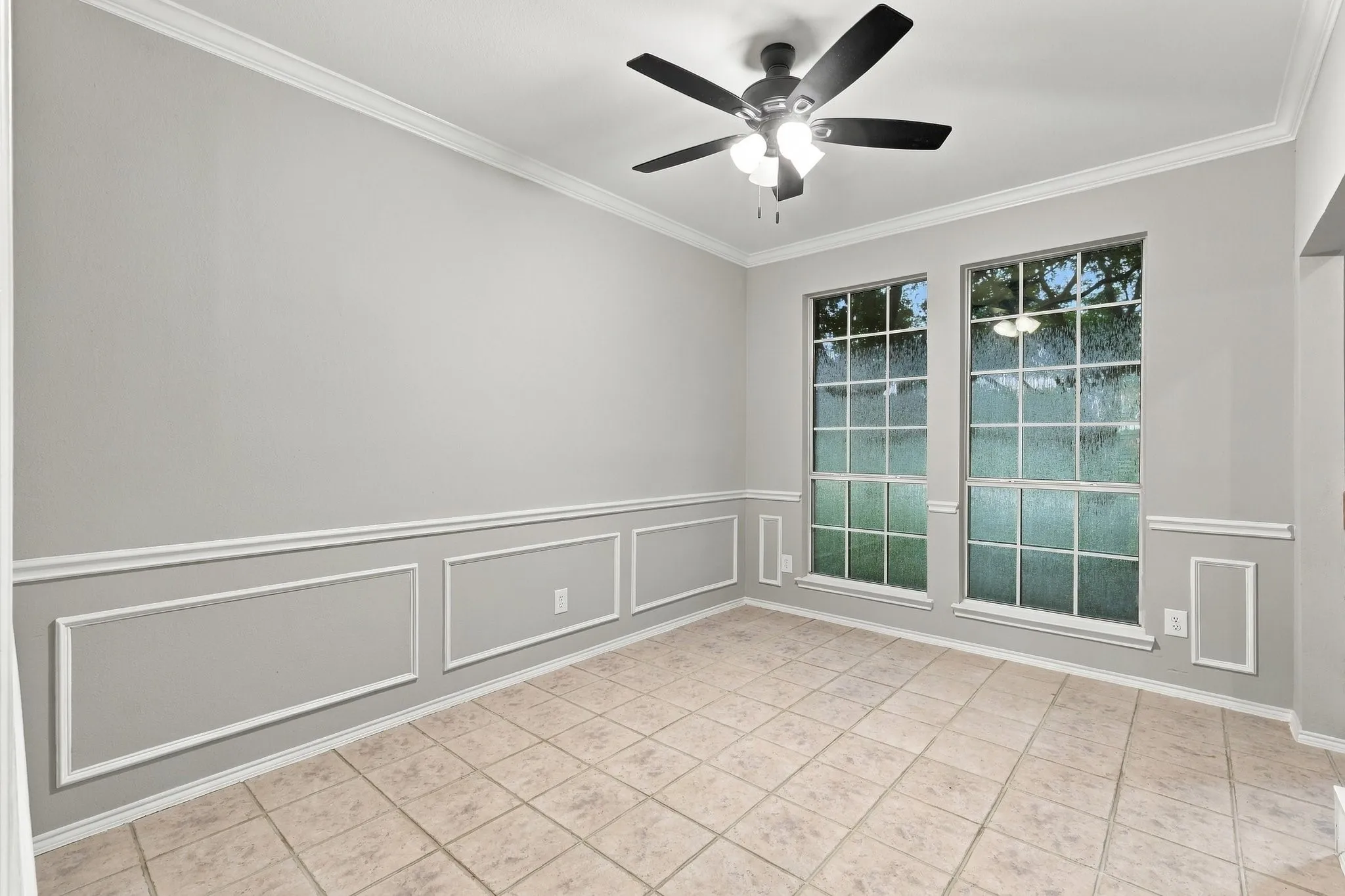 Single Family Residence For Sale in Denton County , 518 Briaroaks Drive, Lake Dallas, Texas 75065, 4 Bedroom, 3 Bathroom, 2 Garage spaces, 2,370 Sqft, built in 2000, mls#21402616, Real Estate Agent in Lake Dallas, Homes For Sale in Denton county, Homes For Sale in Lake Dallas, Realtor in Lake Dallas Texas, Real Estate Brokerage Independent Realty Texas, Luminita Cordes Realtor