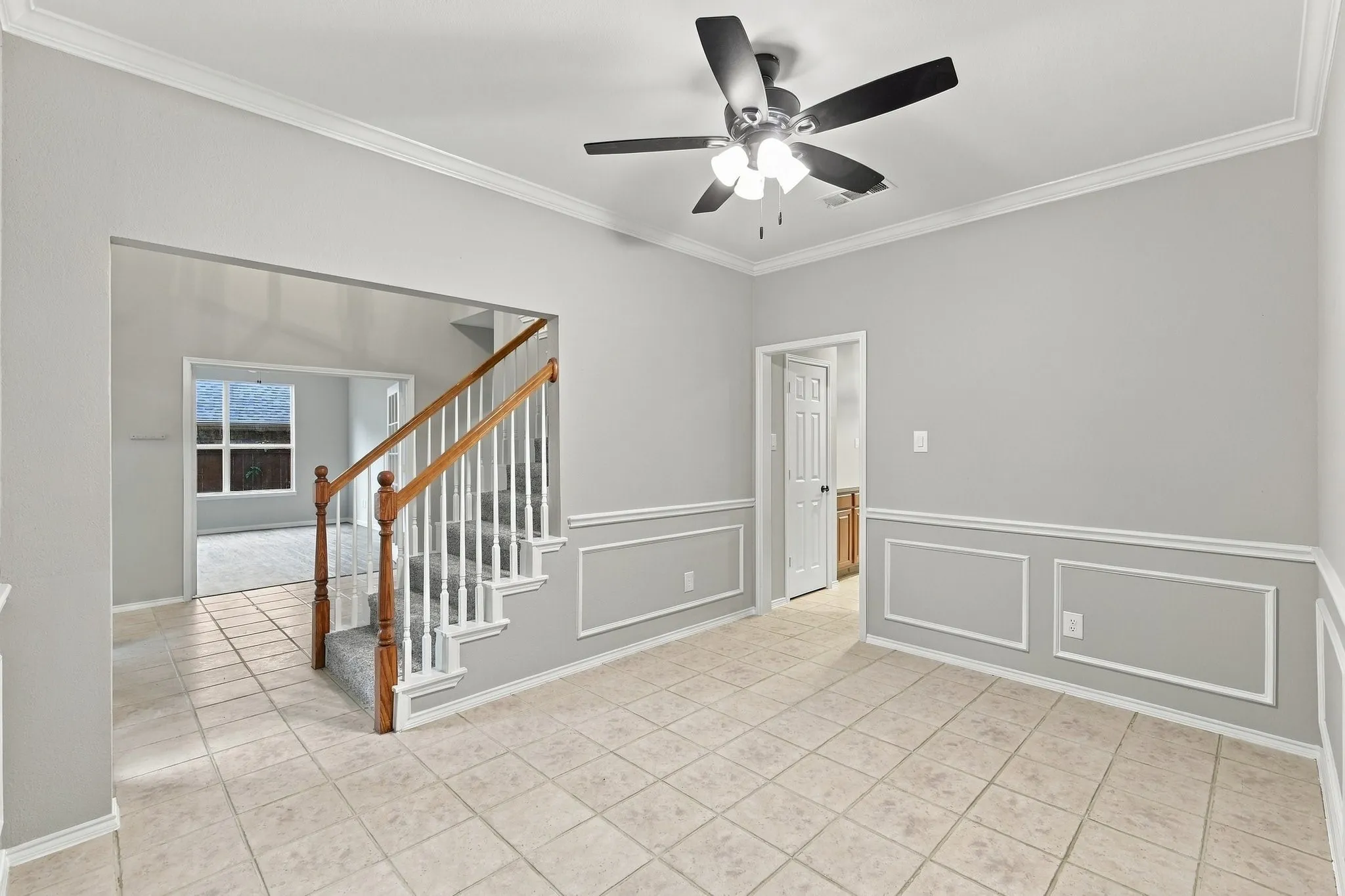 Single Family Residence For Sale in Denton County , 518 Briaroaks Drive, Lake Dallas, Texas 75065, 4 Bedroom, 3 Bathroom, 2 Garage spaces, 2,370 Sqft, built in 2000, mls#21402616, Real Estate Agent in Lake Dallas, Homes For Sale in Denton county, Homes For Sale in Lake Dallas, Realtor in Lake Dallas Texas, Real Estate Brokerage Independent Realty Texas, Luminita Cordes Realtor