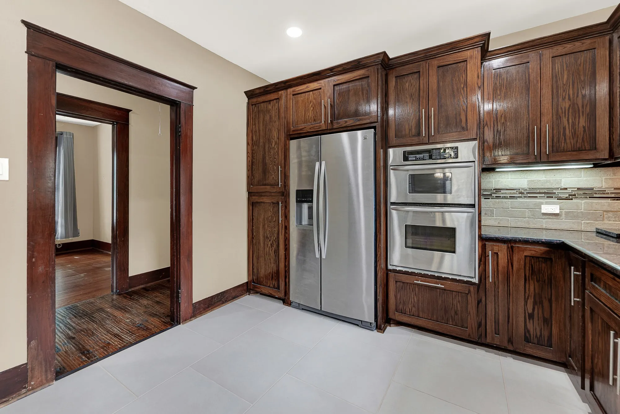 Single Family Residence For Sale in Collin County , 411 S Colorado Street, Celina, Texas 75009, 2 Bedroom, 1 Bathroom, Garage spaces, 1,008 Sqft, built in 1945, mls#21398706, Real Estate Agent in Celina, Homes For Sale in Collin county, Homes For Sale in Celina, Realtor in Celina Texas, Real Estate Brokerage Independent Realty Texas, Luminita Cordes Realtor