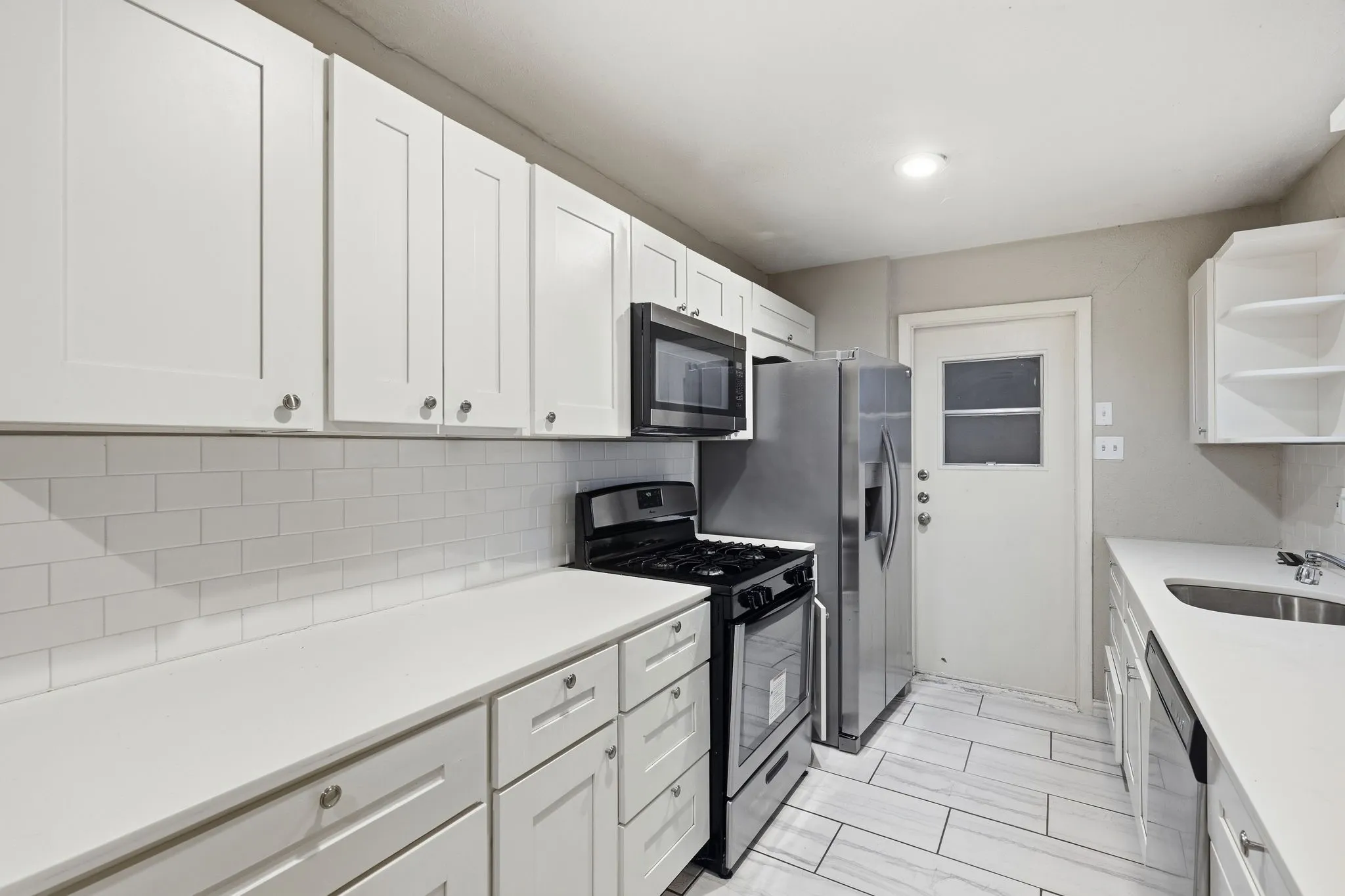 Single Family Residence For Sale in Dallas County , 1312 Greenway Drive, Mesquite, Texas 75149, 3 Bedroom, 3 Bathroom, 2 Garage spaces, 1,258 Sqft, built in 1961, mls#21399739, Real Estate Agent in Mesquite, Homes For Sale in Dallas county, Homes For Sale in Mesquite, Realtor in Mesquite Texas, Real Estate Brokerage Independent Realty Texas, Luminita Cordes Realtor