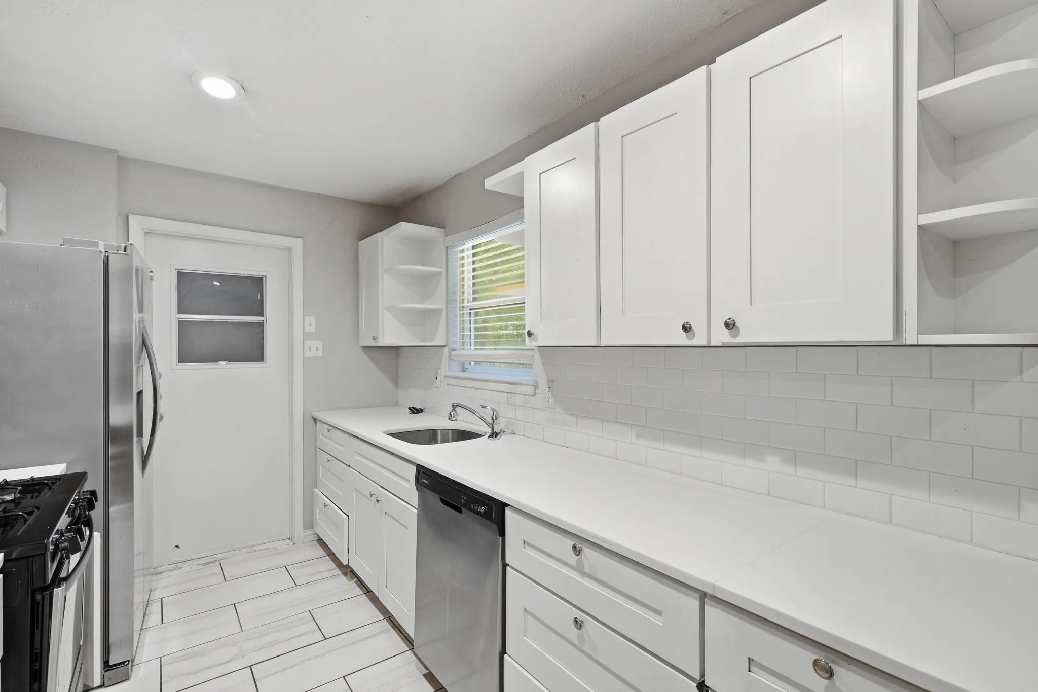 Single Family Residence For Sale in Dallas County , 1312 Greenway Drive, Mesquite, Texas 75149, 3 Bedroom, 3 Bathroom, 2 Garage spaces, 1,258 Sqft, built in 1961, mls#21399739, Real Estate Agent in Mesquite, Homes For Sale in Dallas county, Homes For Sale in Mesquite, Realtor in Mesquite Texas, Real Estate Brokerage Independent Realty Texas, Luminita Cordes Realtor