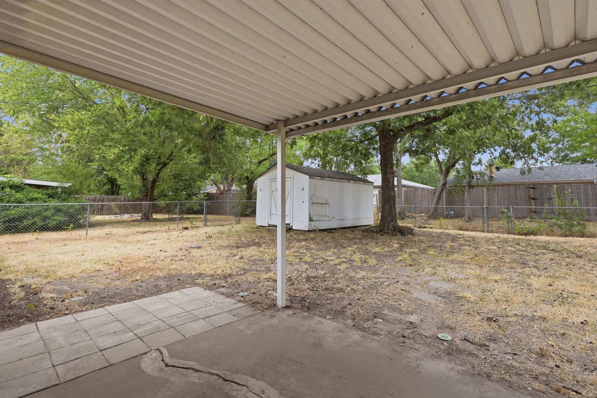 Single Family Residence For Sale in Dallas County , 1312 Greenway Drive, Mesquite, Texas 75149, 3 Bedroom, 3 Bathroom, 2 Garage spaces, 1,258 Sqft, built in 1961, mls#21399739, Real Estate Agent in Mesquite, Homes For Sale in Dallas county, Homes For Sale in Mesquite, Realtor in Mesquite Texas, Real Estate Brokerage Independent Realty Texas, Luminita Cordes Realtor