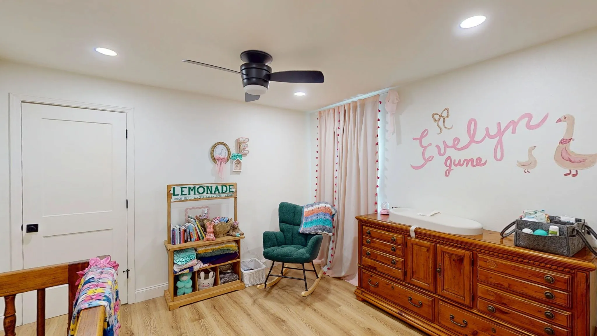 Single Family Residence For Sale in Cherokee County , 6411 Fm 23 W, Rusk, Texas 75785, 4 Bedroom, 3 Bathroom, 2 Garage spaces, 2,782 Sqft, built in 1959, mls#21402668, Real Estate Agent in Rusk, Homes For Sale in Cherokee county, Homes For Sale in Rusk, Realtor in Rusk Texas, Real Estate Brokerage Independent Realty Texas, Luminita Cordes Realtor
