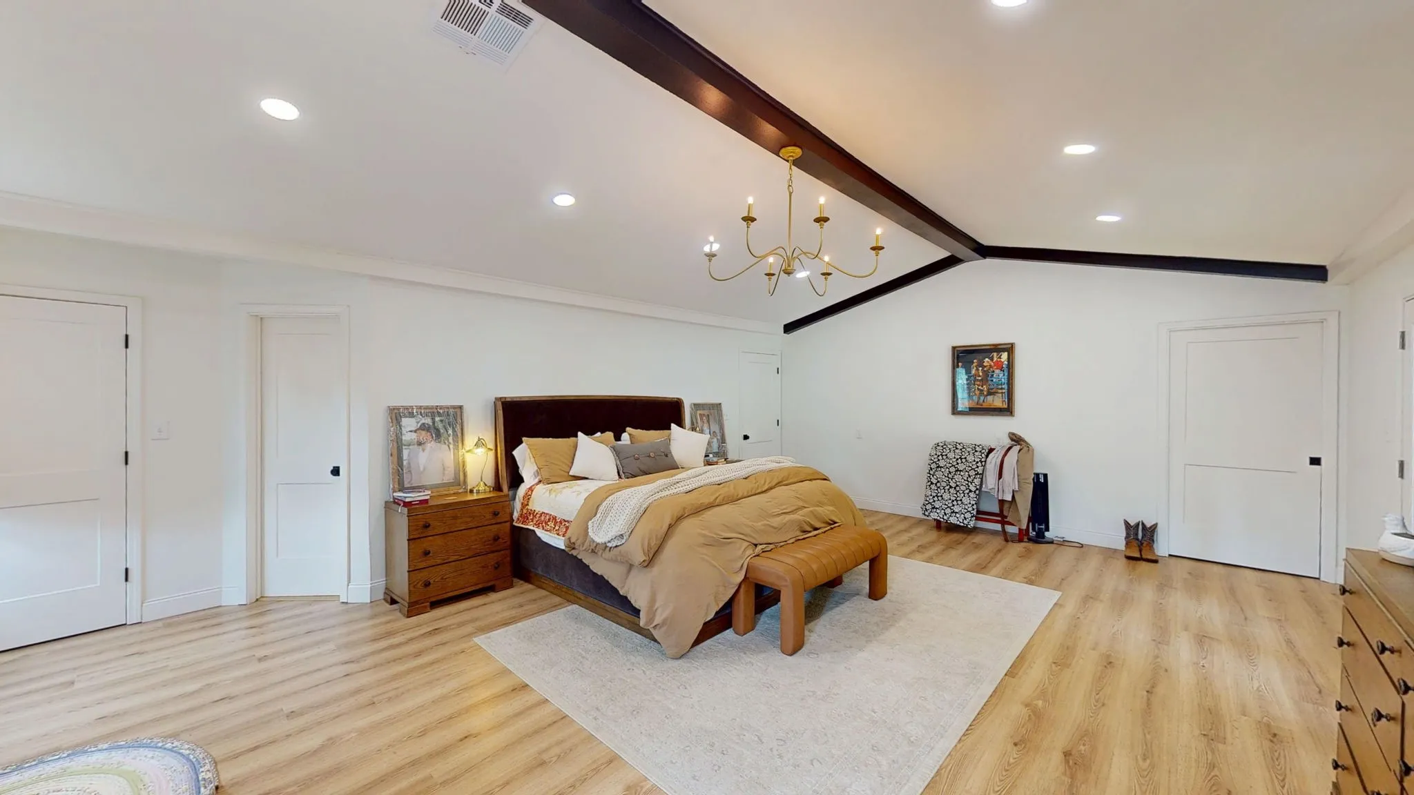 Single Family Residence For Sale in Cherokee County , 6411 Fm 23 W, Rusk, Texas 75785, 4 Bedroom, 3 Bathroom, 2 Garage spaces, 2,782 Sqft, built in 1959, mls#21402668, Real Estate Agent in Rusk, Homes For Sale in Cherokee county, Homes For Sale in Rusk, Realtor in Rusk Texas, Real Estate Brokerage Independent Realty Texas, Luminita Cordes Realtor