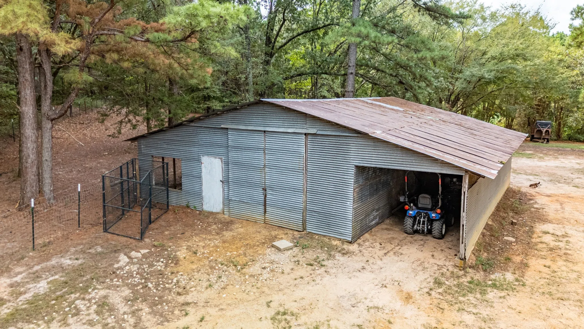 Single Family Residence For Sale in Cherokee County , 6411 Fm 23 W, Rusk, Texas 75785, 4 Bedroom, 3 Bathroom, 2 Garage spaces, 2,782 Sqft, built in 1959, mls#21402668, Real Estate Agent in Rusk, Homes For Sale in Cherokee county, Homes For Sale in Rusk, Realtor in Rusk Texas, Real Estate Brokerage Independent Realty Texas, Luminita Cordes Realtor