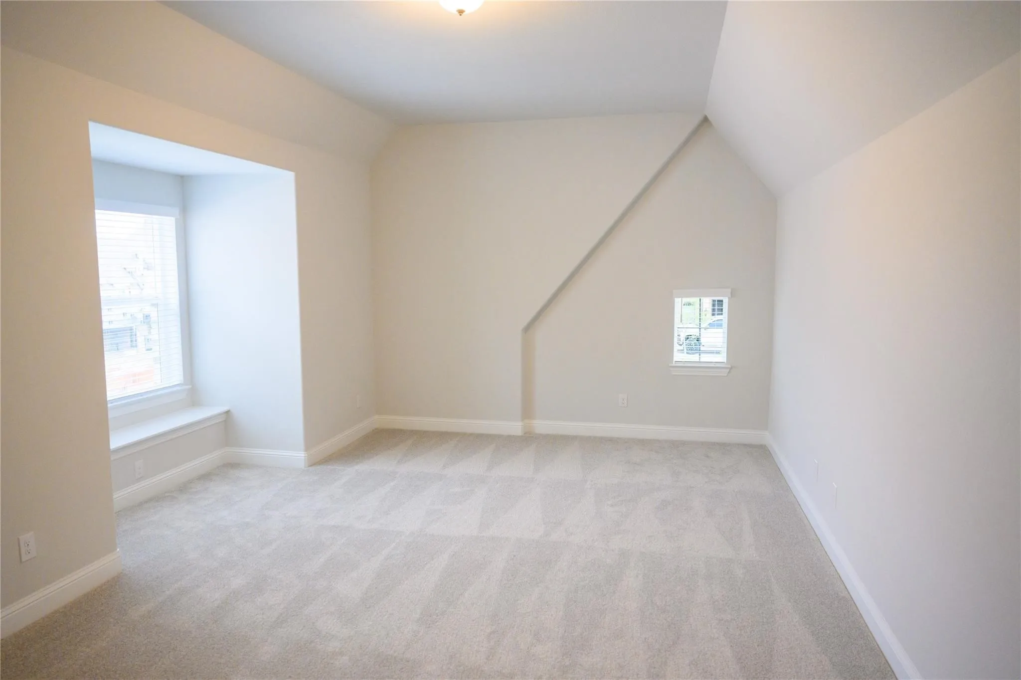 Single Family Residence For Sale in Collin County , 2821 Serenity Way, Celina, Texas 75009, 5 Bedroom, 4 Bathroom, 1 Garage spaces, 4,186 Sqft, built in 2021, mls#21402649, Real Estate Agent in Celina, Homes For Sale in Collin county, Homes For Sale in Celina, Realtor in Celina Texas, Real Estate Brokerage Independent Realty Texas, Luminita Cordes Realtor
