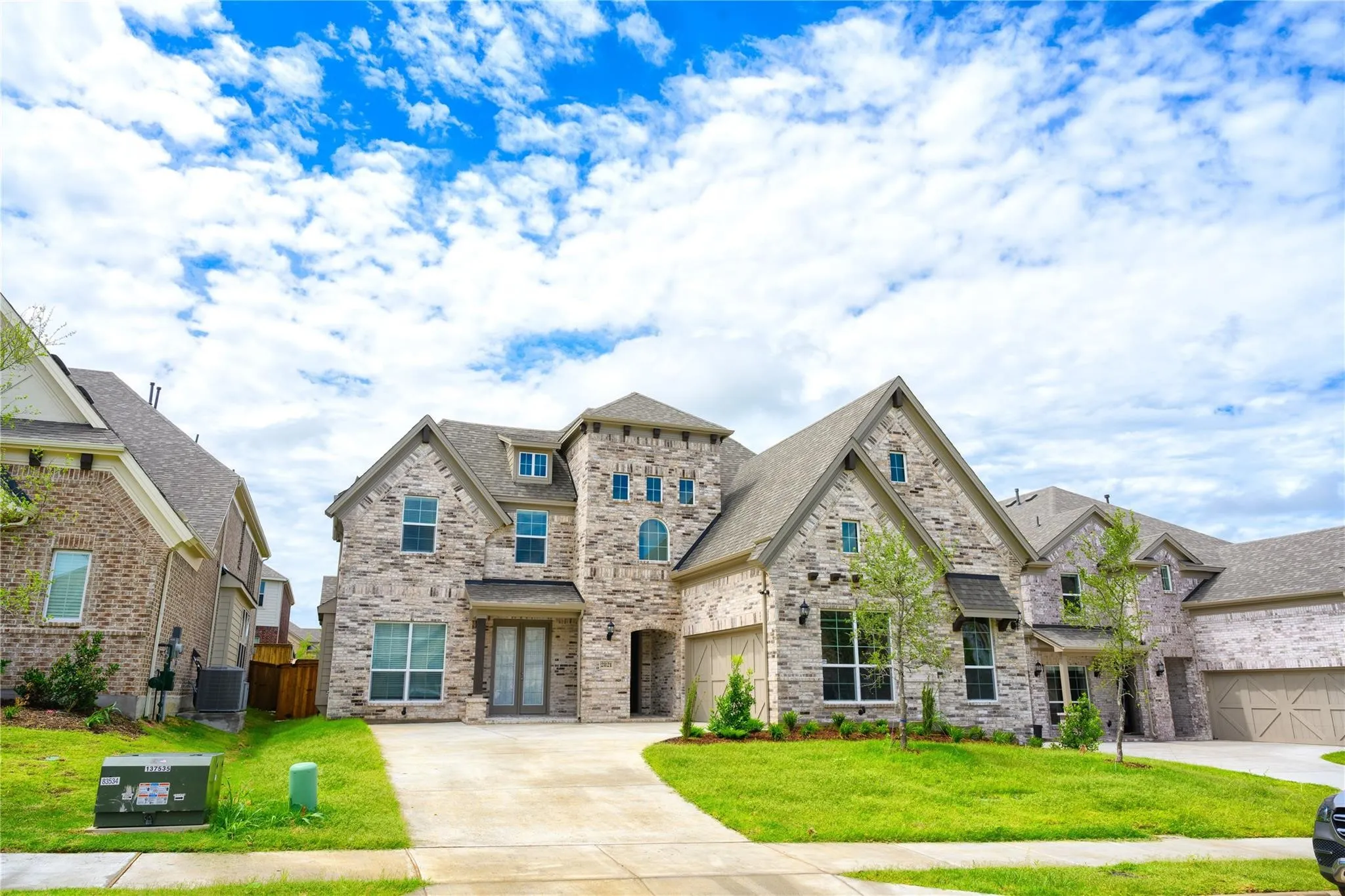 Single Family Residence For Sale in Collin County , 2821 Serenity Way, Celina, Texas 75009, 5 Bedroom, 4 Bathroom, 1 Garage spaces, 4,186 Sqft, built in 2021, mls#21402649, Real Estate Agent in Celina, Homes For Sale in Collin county, Homes For Sale in Celina, Realtor in Celina Texas, Real Estate Brokerage Independent Realty Texas, Luminita Cordes Realtor