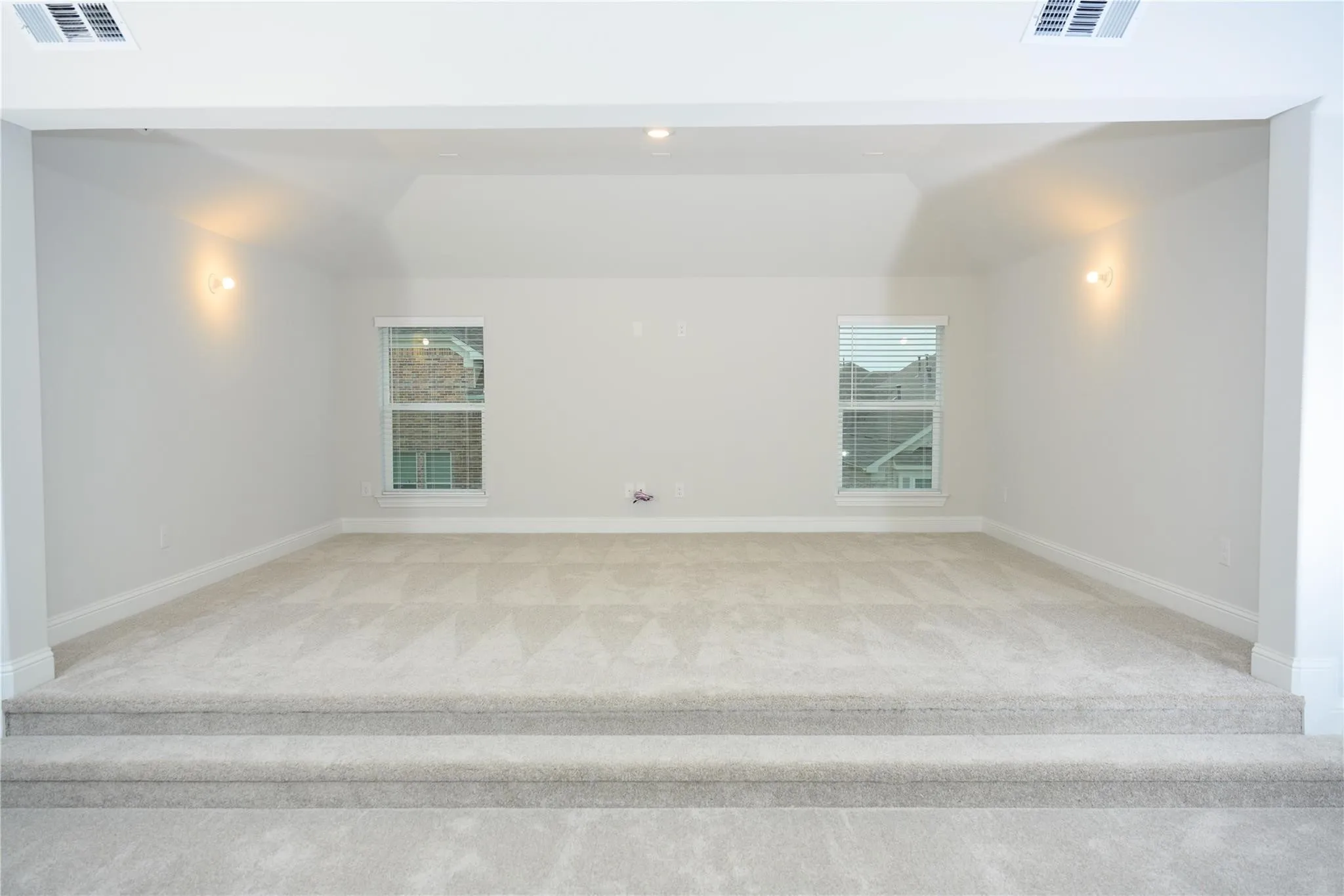 Single Family Residence For Sale in Collin County , 2821 Serenity Way, Celina, Texas 75009, 5 Bedroom, 4 Bathroom, 1 Garage spaces, 4,186 Sqft, built in 2021, mls#21402649, Real Estate Agent in Celina, Homes For Sale in Collin county, Homes For Sale in Celina, Realtor in Celina Texas, Real Estate Brokerage Independent Realty Texas, Luminita Cordes Realtor