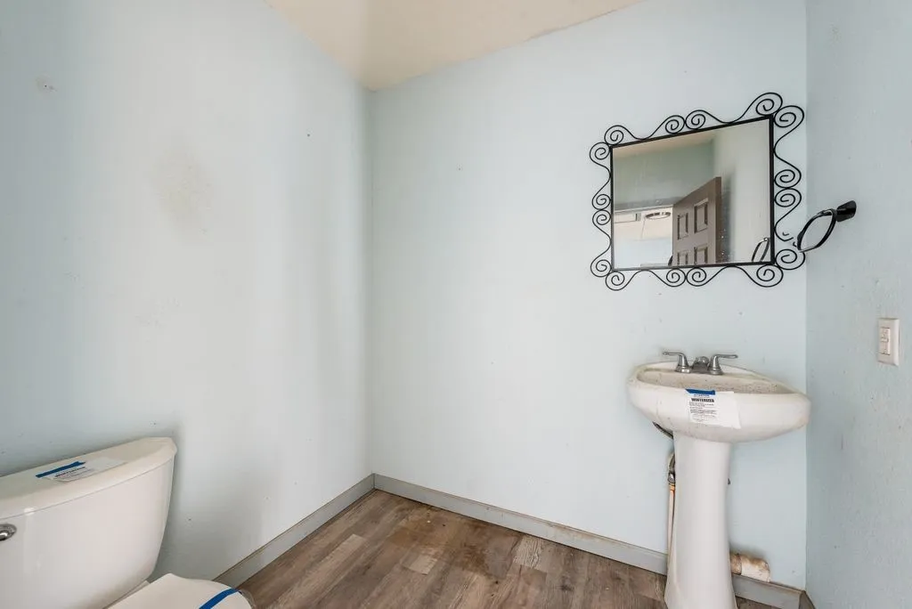 Single Family Residence For Sale in Tarrant County , 2301 Annabelle, Fort Worth, Texas 76119, 4 Bedroom, 2 Bathroom, Garage spaces, 1,556 Sqft, built in 1950, mls#21402685, Real Estate Agent in Fort Worth, Homes For Sale in Tarrant county, Homes For Sale in Fort Worth, Realtor in Fort Worth Texas, Real Estate Brokerage Independent Realty Texas, Luminita Cordes Realtor