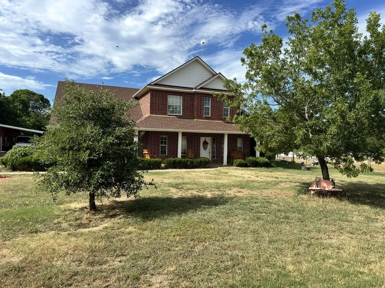 Single Family Residence For Sale in Parker County , 103 Tusk Court, Weatherford, Texas 76085, 4 Bedroom, 3 Bathroom, 4 Garage spaces, 2,380 Sqft, built in 2001, mls#21399811, Real Estate Agent in Weatherford, Homes For Sale in Parker county, Homes For Sale in Weatherford, Realtor in Weatherford Texas, Real Estate Brokerage Independent Realty Texas, Luminita Cordes Realtor