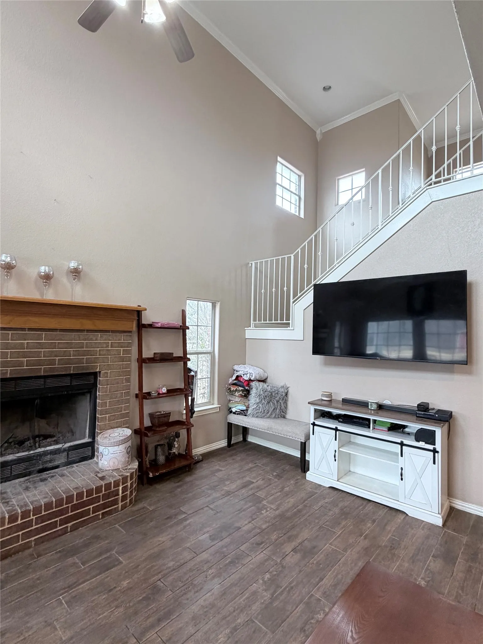 Single Family Residence For Sale in Parker County , 103 Tusk Court, Weatherford, Texas 76085, 4 Bedroom, 3 Bathroom, 4 Garage spaces, 2,380 Sqft, built in 2001, mls#21399811, Real Estate Agent in Weatherford, Homes For Sale in Parker county, Homes For Sale in Weatherford, Realtor in Weatherford Texas, Real Estate Brokerage Independent Realty Texas, Luminita Cordes Realtor