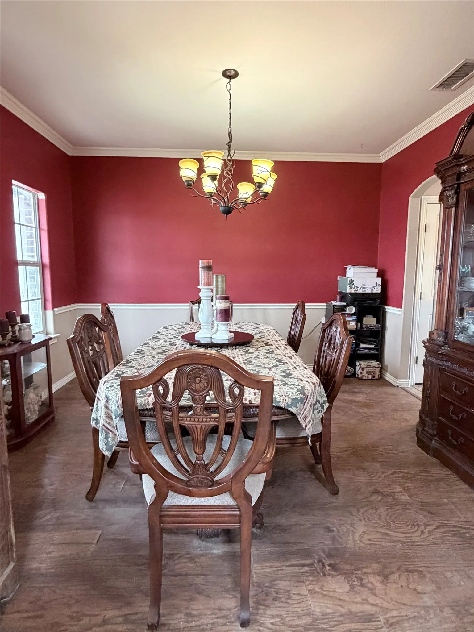 Single Family Residence For Sale in Parker County , 103 Tusk Court, Weatherford, Texas 76085, 4 Bedroom, 3 Bathroom, 4 Garage spaces, 2,380 Sqft, built in 2001, mls#21399811, Real Estate Agent in Weatherford, Homes For Sale in Parker county, Homes For Sale in Weatherford, Realtor in Weatherford Texas, Real Estate Brokerage Independent Realty Texas, Luminita Cordes Realtor
