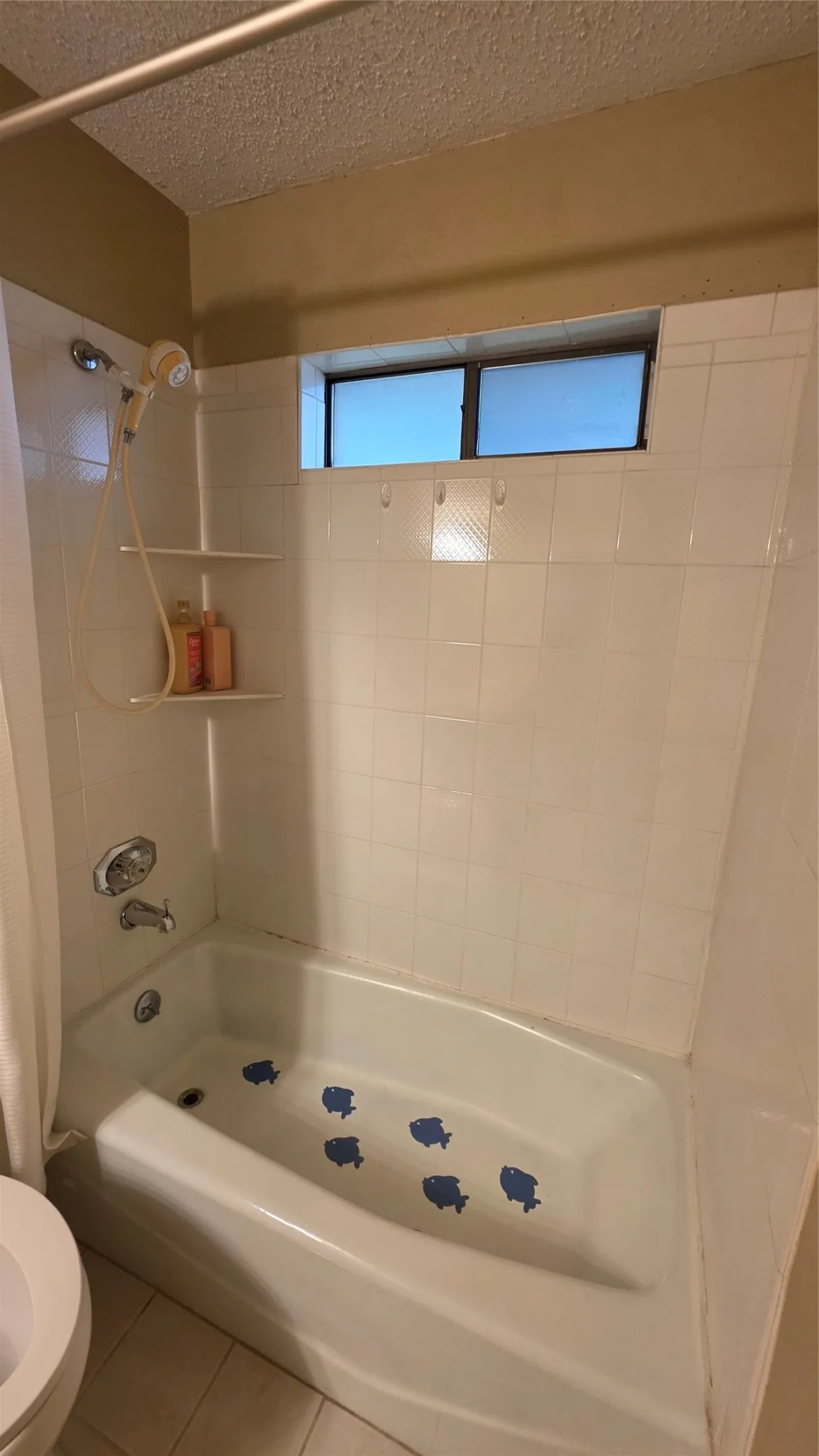 Single Family Residence For Rent in Dallas County , 1821 Trowbridge Street, Garland, Texas 75044, 3 Bedroom, 2 Bathroom, 2 Garage spaces, 1,854 Sqft, built in 1978, mls#21402678, Real Estate Agent in Garland, Homes For Rent in Dallas county, Homes For Rent in Garland, Realtor in Garland Texas, Real Estate Brokerage Independent Realty Texas, Luminita Cordes Realtor