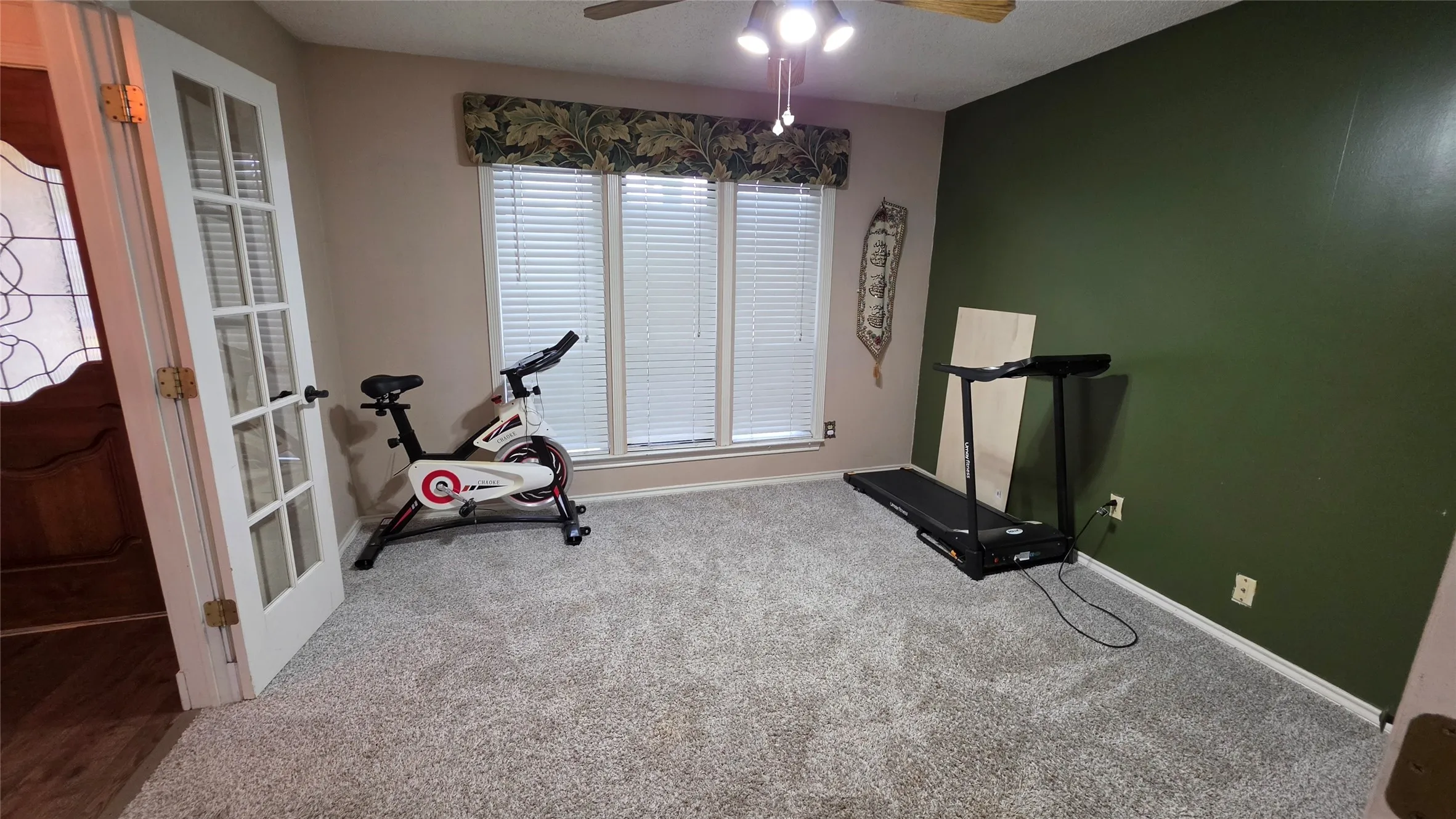Single Family Residence For Rent in Dallas County , 1821 Trowbridge Street, Garland, Texas 75044, 3 Bedroom, 2 Bathroom, 2 Garage spaces, 1,854 Sqft, built in 1978, mls#21402678, Real Estate Agent in Garland, Homes For Rent in Dallas county, Homes For Rent in Garland, Realtor in Garland Texas, Real Estate Brokerage Independent Realty Texas, Luminita Cordes Realtor