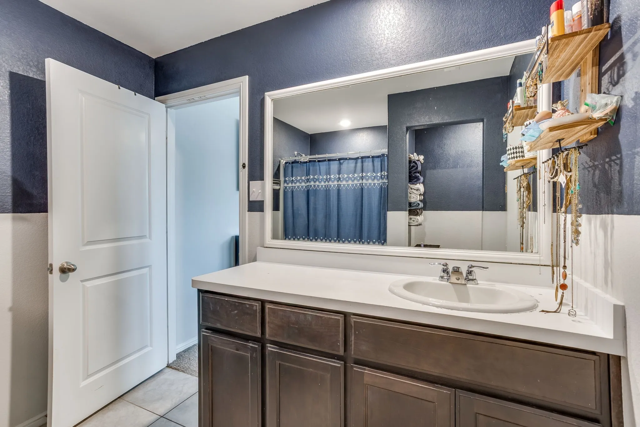 Single Family Residence For Sale in Tarrant County , 10345 Fort Crockett Trail, Crowley, Texas 76036, 4 Bedroom, 2 Bathroom, 2 Garage spaces, 1,669 Sqft, built in 2019, mls#21402677, Real Estate Agent in Crowley, Homes For Sale in Tarrant county, Homes For Sale in Crowley, Realtor in Crowley Texas, Real Estate Brokerage Independent Realty Texas, Luminita Cordes Realtor
