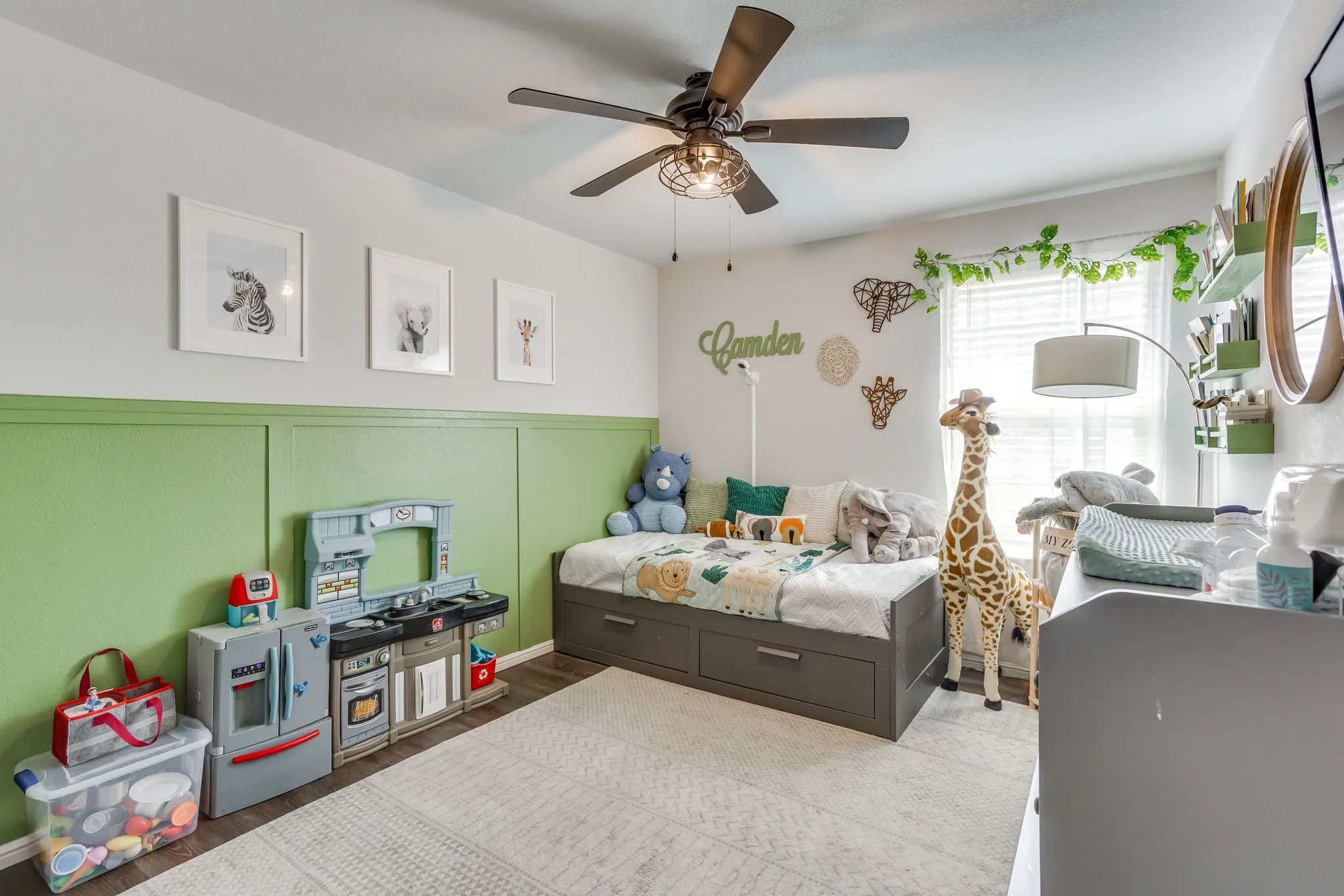 Single Family Residence For Sale in Tarrant County , 10345 Fort Crockett Trail, Crowley, Texas 76036, 4 Bedroom, 2 Bathroom, 2 Garage spaces, 1,669 Sqft, built in 2019, mls#21402677, Real Estate Agent in Crowley, Homes For Sale in Tarrant county, Homes For Sale in Crowley, Realtor in Crowley Texas, Real Estate Brokerage Independent Realty Texas, Luminita Cordes Realtor