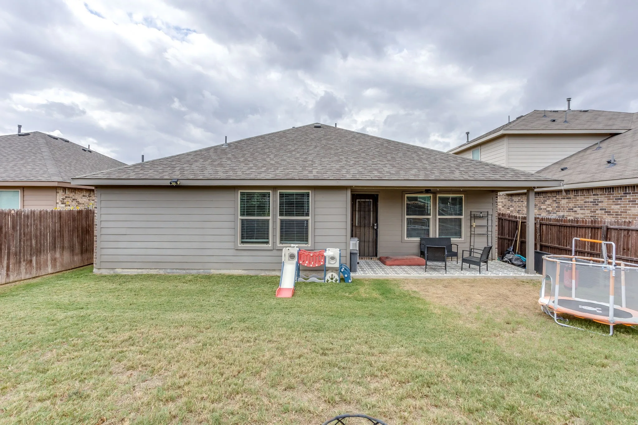 Single Family Residence For Sale in Tarrant County , 10345 Fort Crockett Trail, Crowley, Texas 76036, 4 Bedroom, 2 Bathroom, 2 Garage spaces, 1,669 Sqft, built in 2019, mls#21402677, Real Estate Agent in Crowley, Homes For Sale in Tarrant county, Homes For Sale in Crowley, Realtor in Crowley Texas, Real Estate Brokerage Independent Realty Texas, Luminita Cordes Realtor