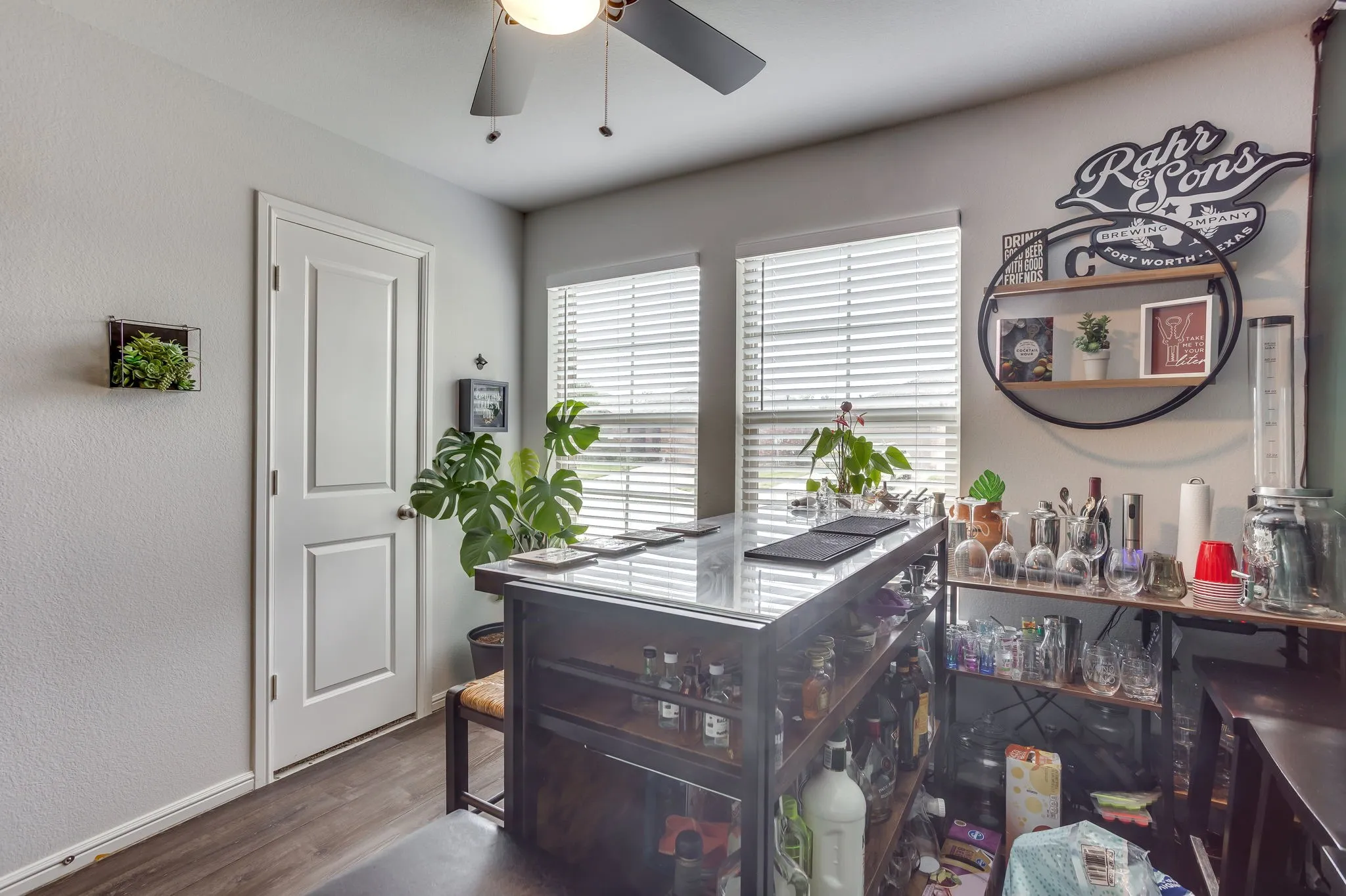 Single Family Residence For Sale in Tarrant County , 10345 Fort Crockett Trail, Crowley, Texas 76036, 4 Bedroom, 2 Bathroom, 2 Garage spaces, 1,669 Sqft, built in 2019, mls#21402677, Real Estate Agent in Crowley, Homes For Sale in Tarrant county, Homes For Sale in Crowley, Realtor in Crowley Texas, Real Estate Brokerage Independent Realty Texas, Luminita Cordes Realtor