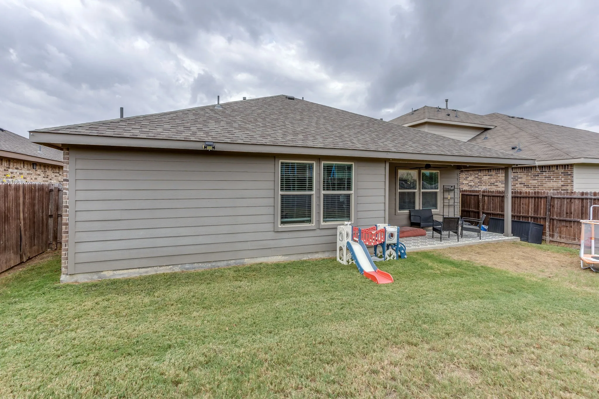 Single Family Residence For Sale in Tarrant County , 10345 Fort Crockett Trail, Crowley, Texas 76036, 4 Bedroom, 2 Bathroom, 2 Garage spaces, 1,669 Sqft, built in 2019, mls#21402677, Real Estate Agent in Crowley, Homes For Sale in Tarrant county, Homes For Sale in Crowley, Realtor in Crowley Texas, Real Estate Brokerage Independent Realty Texas, Luminita Cordes Realtor