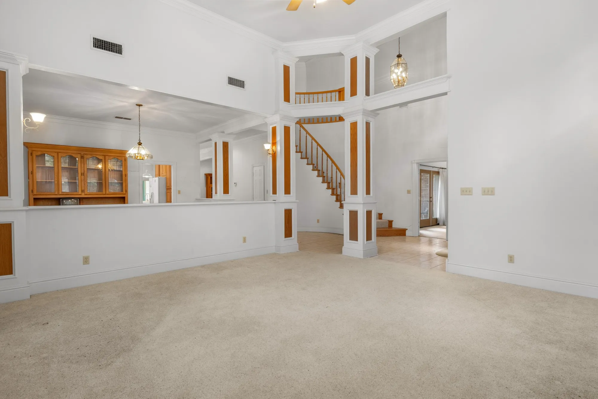 Single Family Residence For Sale in Titus County , 205 County Road 1485, Mt Pleasant, Texas 75455, 5 Bedroom, 3 Bathroom, 2 Garage spaces, 3,930 Sqft, built in 1994, mls#21402269, Real Estate Agent in Mt Pleasant, Homes For Sale in Titus county, Homes For Sale in Mt Pleasant, Realtor in Mt Pleasant Texas, Real Estate Brokerage Independent Realty Texas, Luminita Cordes Realtor