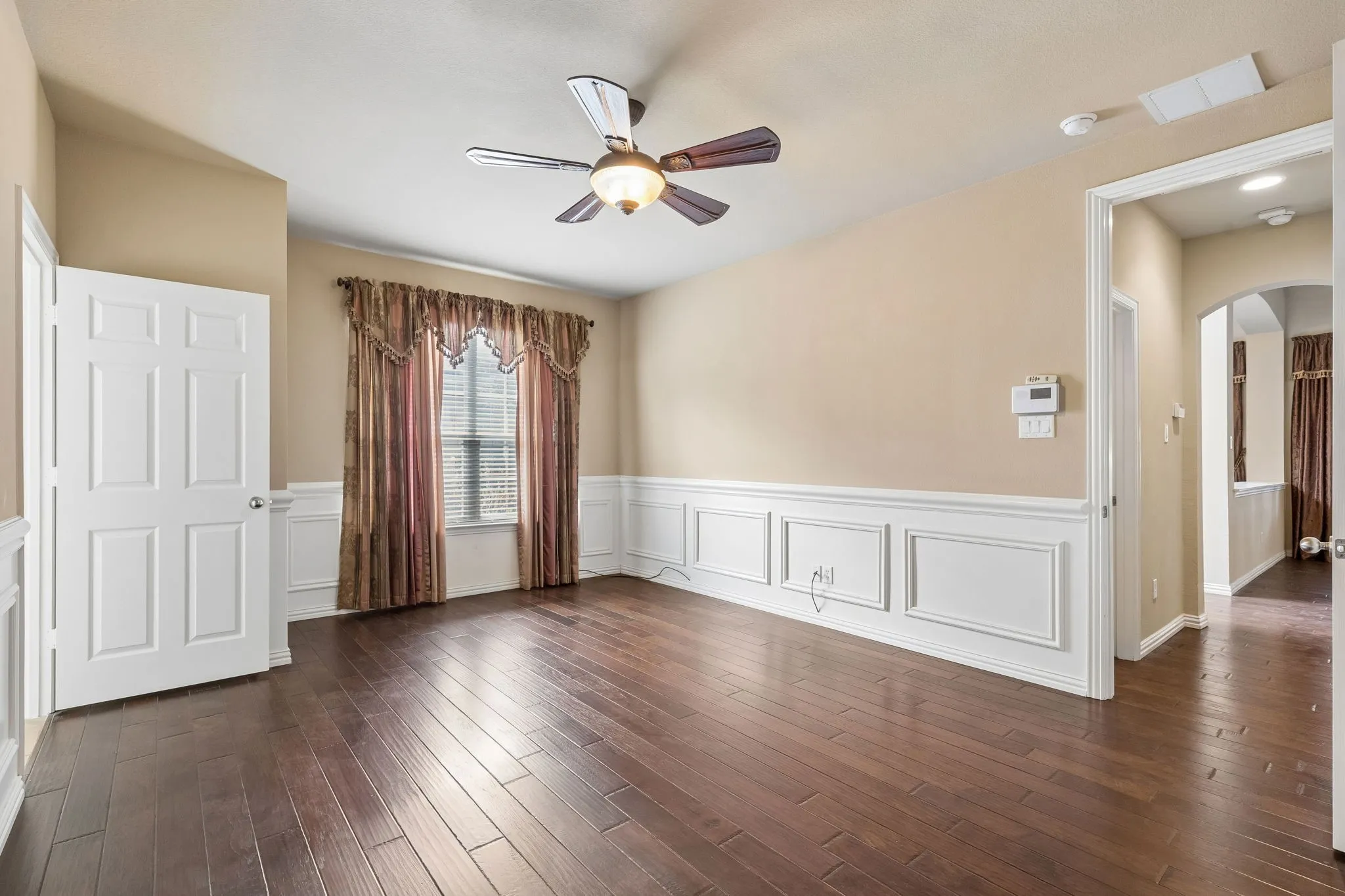 Spacious room
