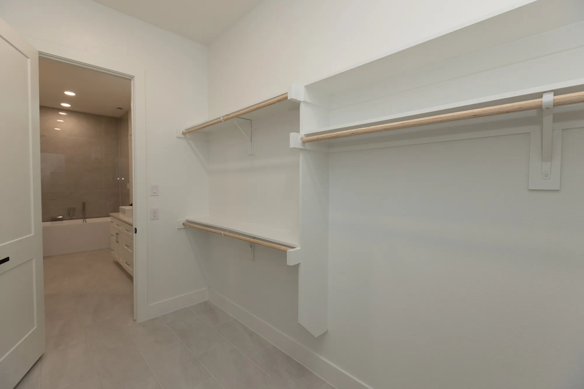 Townhouse For Rent in Dallas County , 4237 Sylvester Street, Dallas, Texas 75219, 3 Bedroom, 4 Bathroom, 2 Garage spaces, 2,823 Sqft, built in 2026, mls#21402422, Real Estate Agent in Dallas, Homes For Rent in Dallas county, Homes For Rent in Dallas, Realtor in Dallas Texas, Real Estate Brokerage Independent Realty Texas, Luminita Cordes Realtor