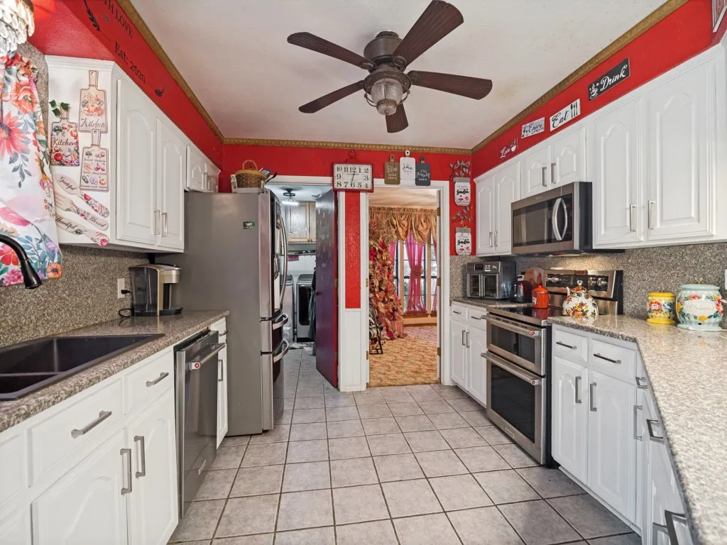 Single Family Residence For Sale in Dallas County , 302 Johnson Street, Seagoville, Texas 75159, 4 Bedroom, 2 Bathroom, 2 Garage spaces, 2,326 Sqft, built in 1985, mls#21401819, Real Estate Agent in Seagoville, Homes For Sale in Dallas county, Homes For Sale in Seagoville, Realtor in Seagoville Texas, Real Estate Brokerage Independent Realty Texas, Luminita Cordes Realtor