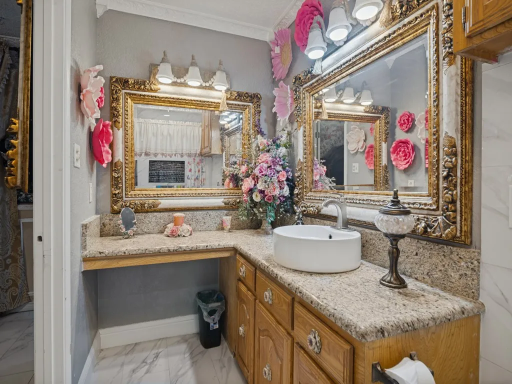 Single Family Residence For Sale in Dallas County , 302 Johnson Street, Seagoville, Texas 75159, 4 Bedroom, 2 Bathroom, 2 Garage spaces, 2,326 Sqft, built in 1985, mls#21401819, Real Estate Agent in Seagoville, Homes For Sale in Dallas county, Homes For Sale in Seagoville, Realtor in Seagoville Texas, Real Estate Brokerage Independent Realty Texas, Luminita Cordes Realtor
