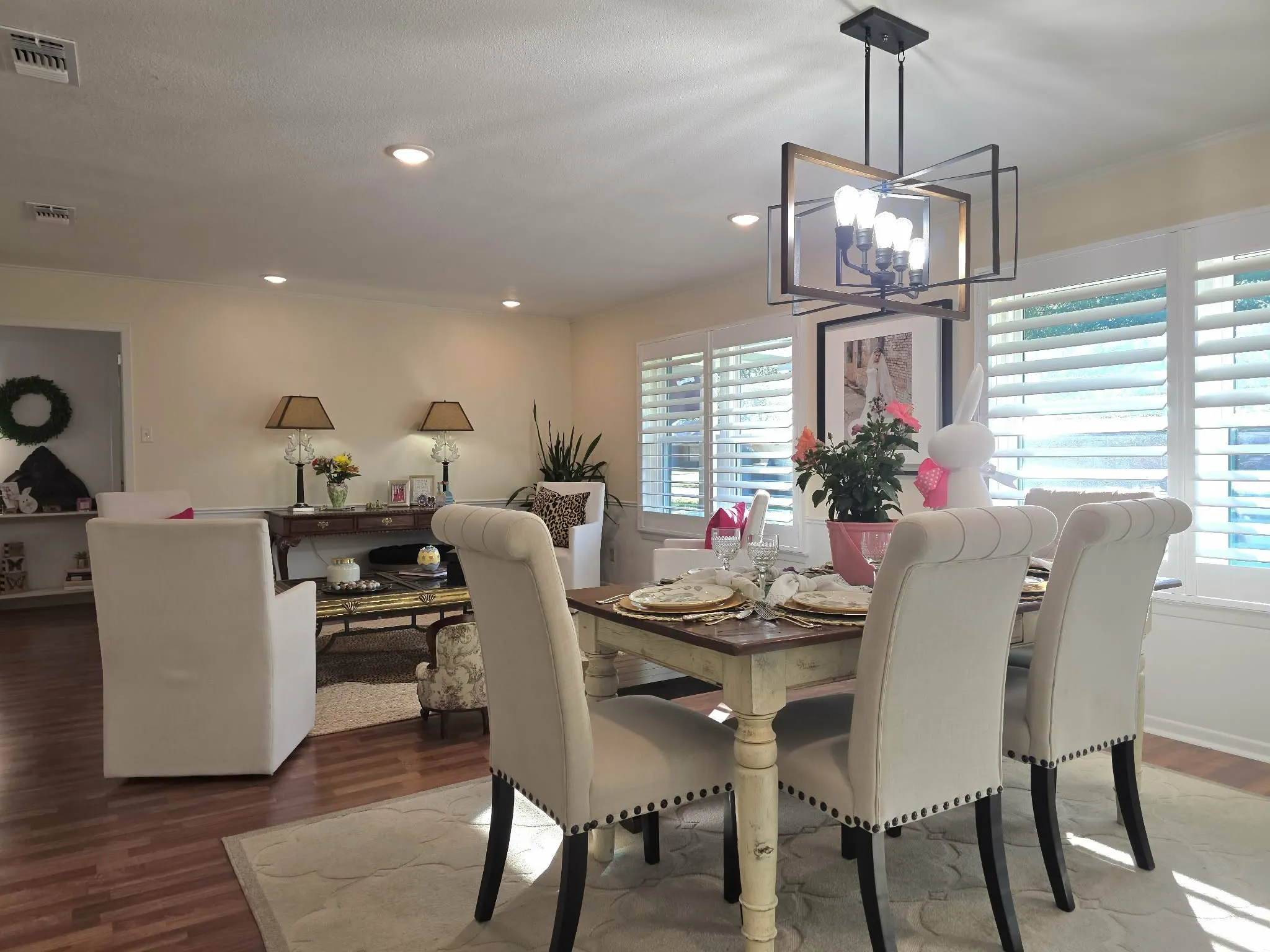 Single Family Residence For Sale in Limestone County , 901 Hillandale Street, Mexia, Texas 76667, 3 Bedroom, 2 Bathroom, 2 Garage spaces, 2,582 Sqft, built in 1982, mls#21402695, Real Estate Agent in Mexia, Homes For Sale in Limestone county, Homes For Sale in Mexia, Realtor in Mexia Texas, Real Estate Brokerage Independent Realty Texas, Luminita Cordes Realtor