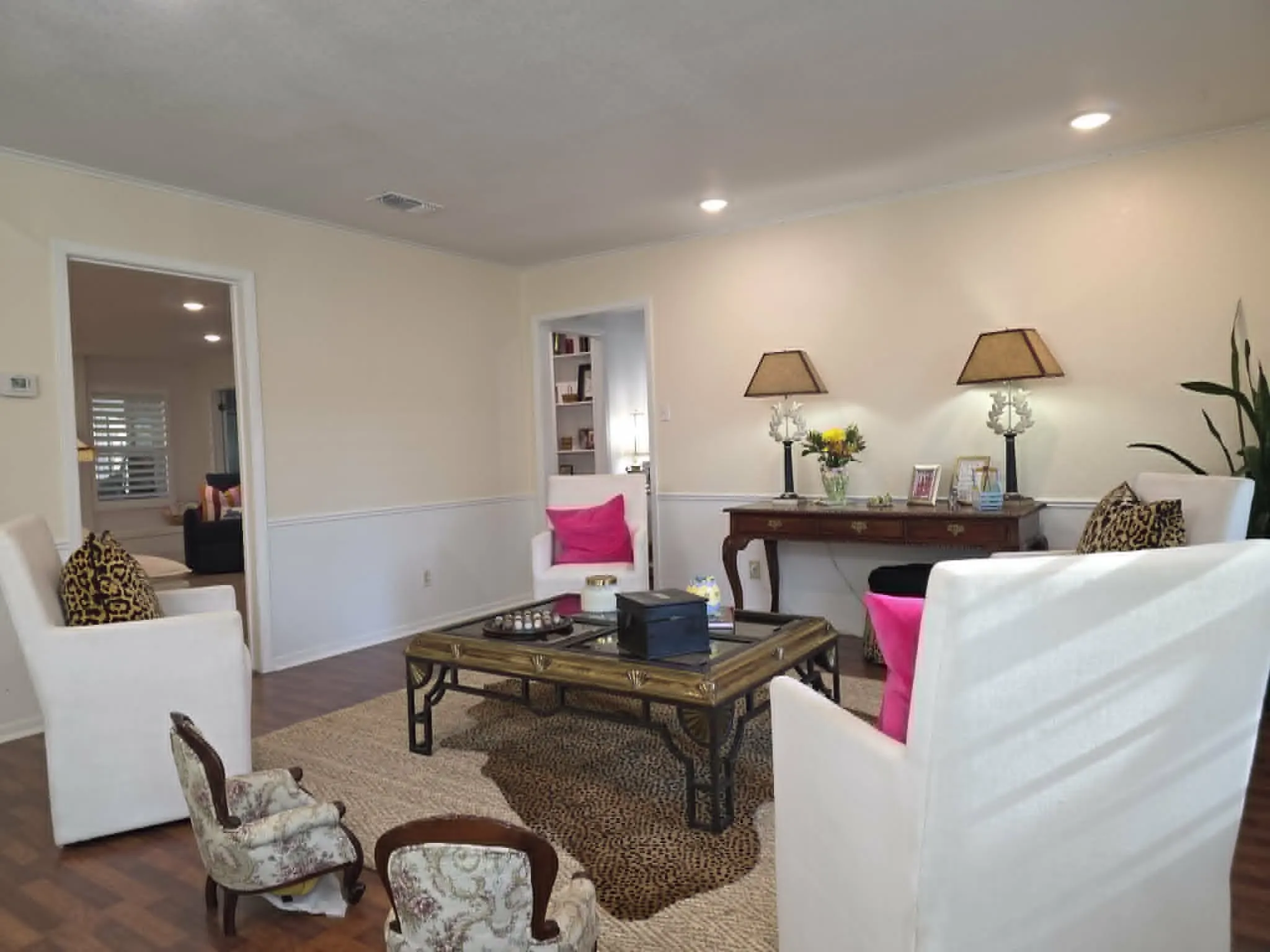 Single Family Residence For Sale in Limestone County , 901 Hillandale Street, Mexia, Texas 76667, 3 Bedroom, 2 Bathroom, 2 Garage spaces, 2,582 Sqft, built in 1982, mls#21402695, Real Estate Agent in Mexia, Homes For Sale in Limestone county, Homes For Sale in Mexia, Realtor in Mexia Texas, Real Estate Brokerage Independent Realty Texas, Luminita Cordes Realtor