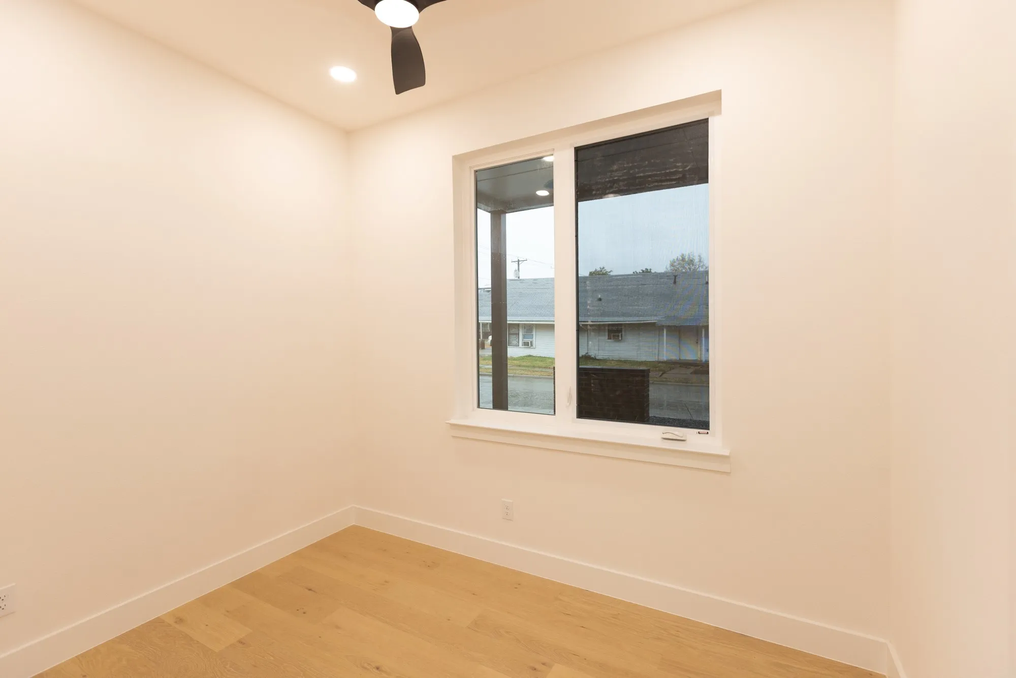 Townhouse For Rent in Dallas County , 4235 Sylvester Street, Dallas, Texas 75219, 3 Bedroom, 4 Bathroom, 2 Garage spaces, 2,840 Sqft, built in 2026, mls#21402389, Real Estate Agent in Dallas, Homes For Rent in Dallas county, Homes For Rent in Dallas, Realtor in Dallas Texas, Real Estate Brokerage Independent Realty Texas, Luminita Cordes Realtor