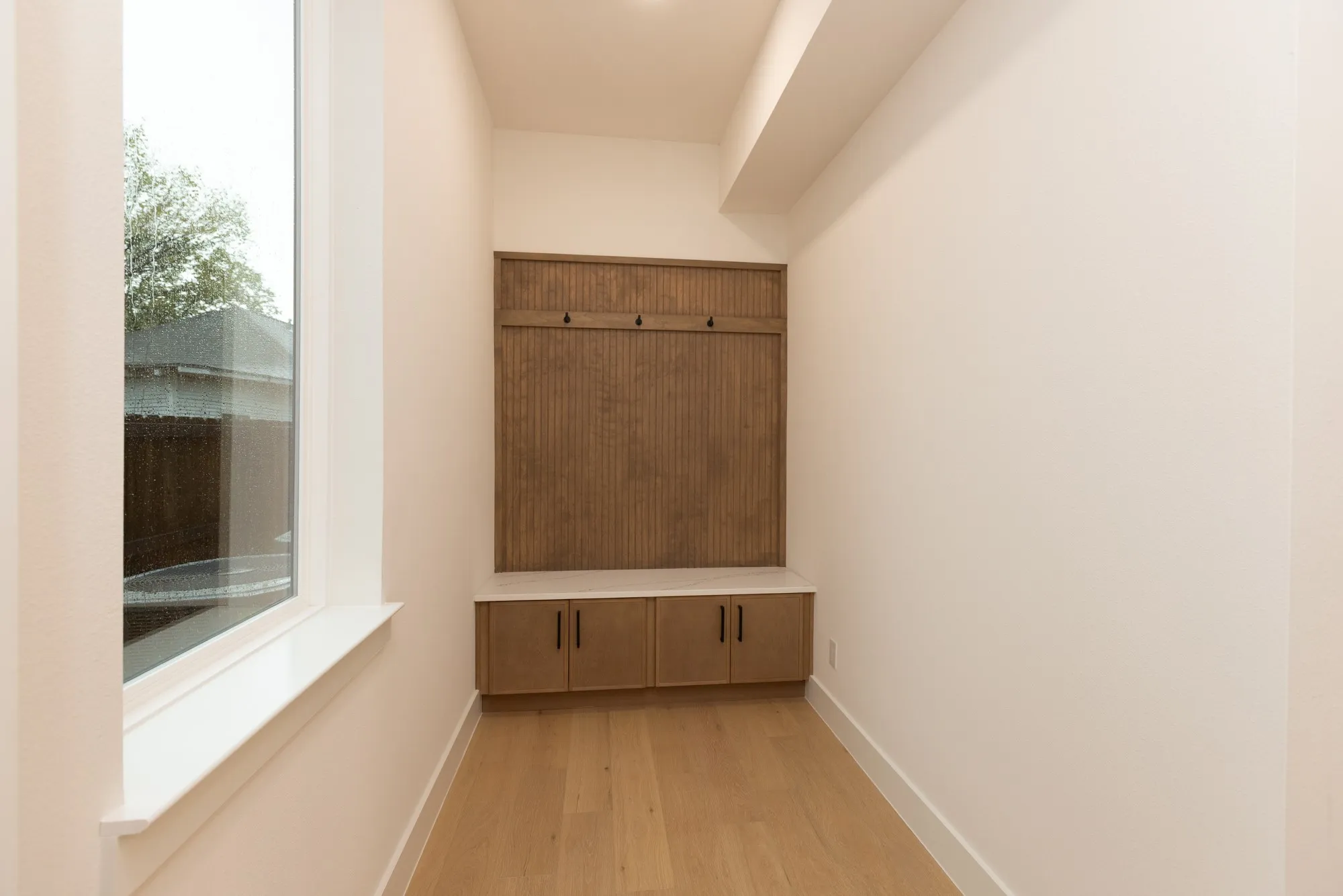 Townhouse For Rent in Dallas County , 4235 Sylvester Street, Dallas, Texas 75219, 3 Bedroom, 4 Bathroom, 2 Garage spaces, 2,840 Sqft, built in 2026, mls#21402389, Real Estate Agent in Dallas, Homes For Rent in Dallas county, Homes For Rent in Dallas, Realtor in Dallas Texas, Real Estate Brokerage Independent Realty Texas, Luminita Cordes Realtor