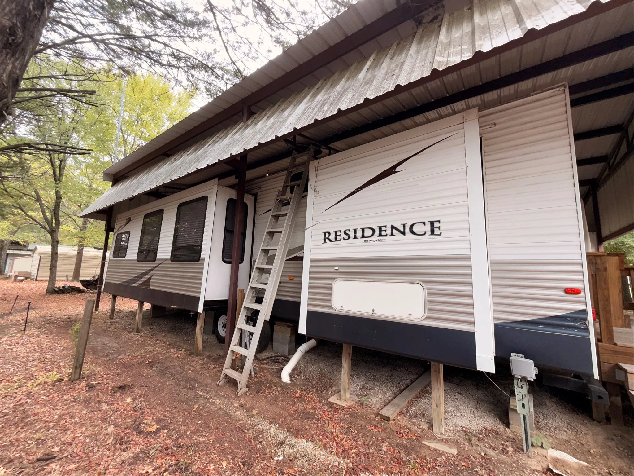 Manufactured Home For Sale in Wood County , 304 Blackjack, Yantis, Texas 75497, 2 Bedroom, 2 Bathroom, Garage spaces, 638 Sqft, built in 2010, mls#21402700, Real Estate Agent in Yantis, Homes For Sale in Wood county, Homes For Sale in Yantis, Realtor in Yantis Texas, Real Estate Brokerage Independent Realty Texas, Luminita Cordes Realtor