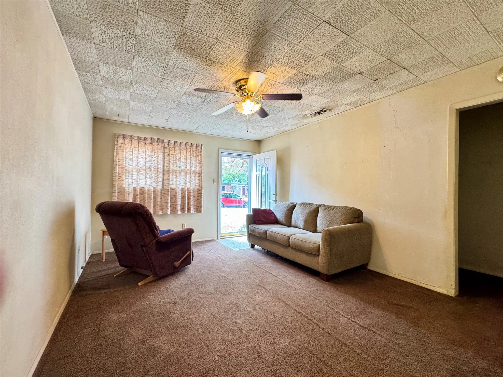 Single Family Residence For Sale in Taylor County , 3221 Ivy Lane, Abilene, Texas 79603, 3 Bedroom, 2 Bathroom, 1 Garage spaces, 1,080 Sqft, built in 1959, mls#21402707, Real Estate Agent in Abilene, Homes For Sale in Taylor county, Homes For Sale in Abilene, Realtor in Abilene Texas, Real Estate Brokerage Independent Realty Texas, Luminita Cordes Realtor