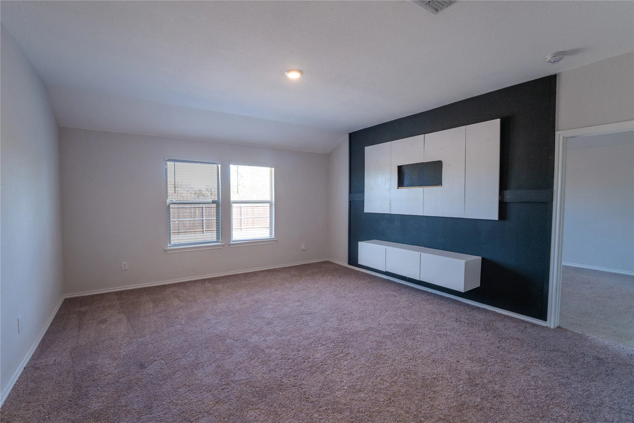 Single Family Residence For Sale in Tarrant County , 9452 Firedog Drive, Fort Worth, Texas 76131, 4 Bedroom, 4 Bathroom, 2 Garage spaces, 1,852 Sqft, built in 2023, mls#21402712, Real Estate Agent in Fort Worth, Homes For Sale in Tarrant county, Homes For Sale in Fort Worth, Realtor in Fort Worth Texas, Real Estate Brokerage Independent Realty Texas, Luminita Cordes Realtor