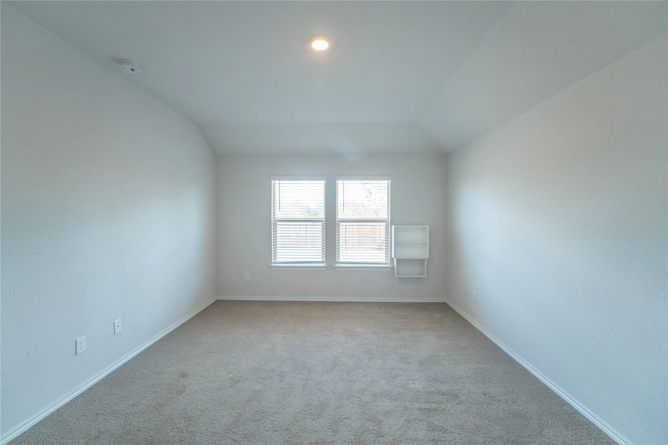 Single Family Residence For Sale in Tarrant County , 9452 Firedog Drive, Fort Worth, Texas 76131, 4 Bedroom, 4 Bathroom, 2 Garage spaces, 1,852 Sqft, built in 2023, mls#21402712, Real Estate Agent in Fort Worth, Homes For Sale in Tarrant county, Homes For Sale in Fort Worth, Realtor in Fort Worth Texas, Real Estate Brokerage Independent Realty Texas, Luminita Cordes Realtor