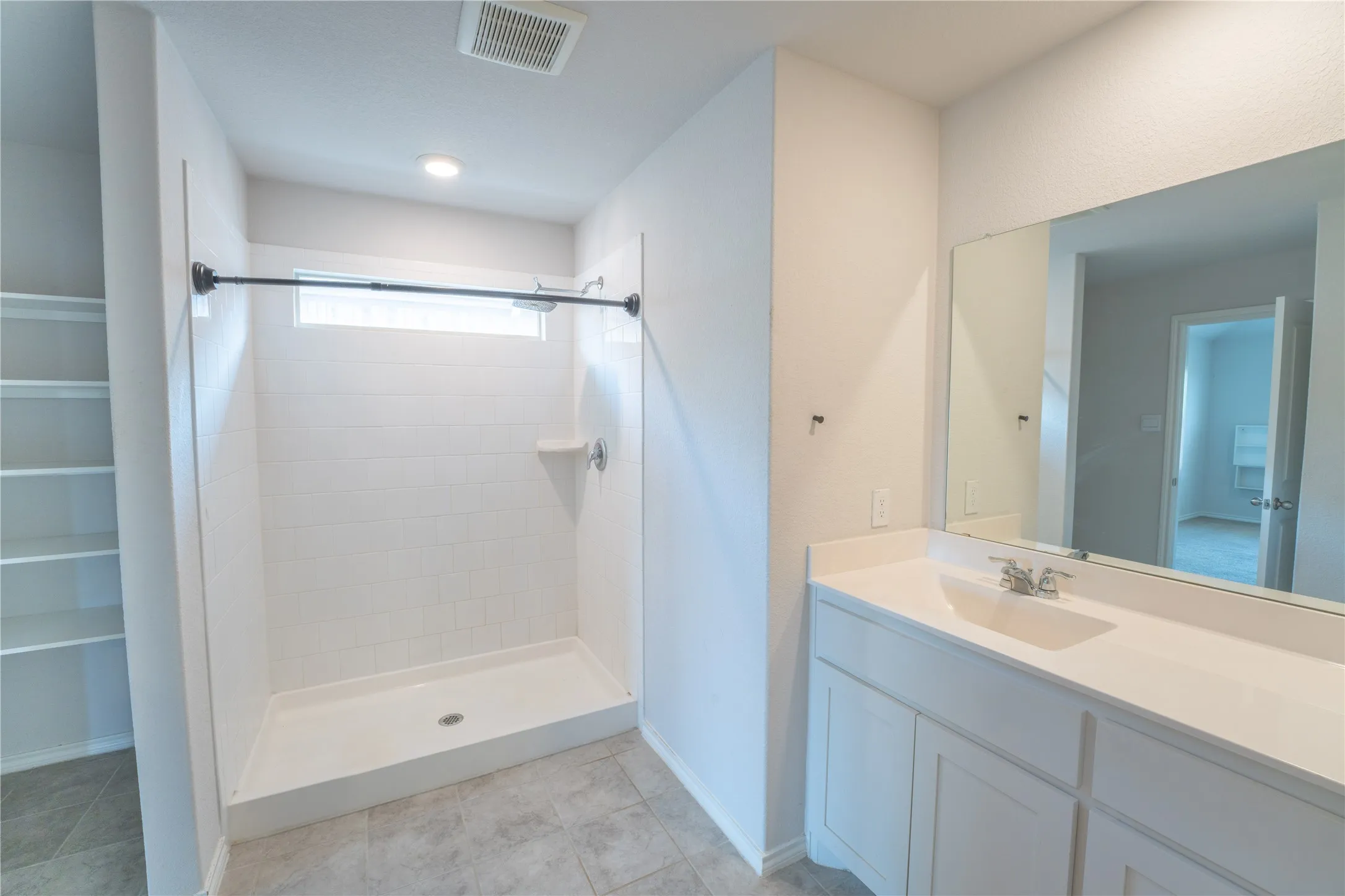 Single Family Residence For Sale in Tarrant County , 9452 Firedog Drive, Fort Worth, Texas 76131, 4 Bedroom, 4 Bathroom, 2 Garage spaces, 1,852 Sqft, built in 2023, mls#21402712, Real Estate Agent in Fort Worth, Homes For Sale in Tarrant county, Homes For Sale in Fort Worth, Realtor in Fort Worth Texas, Real Estate Brokerage Independent Realty Texas, Luminita Cordes Realtor