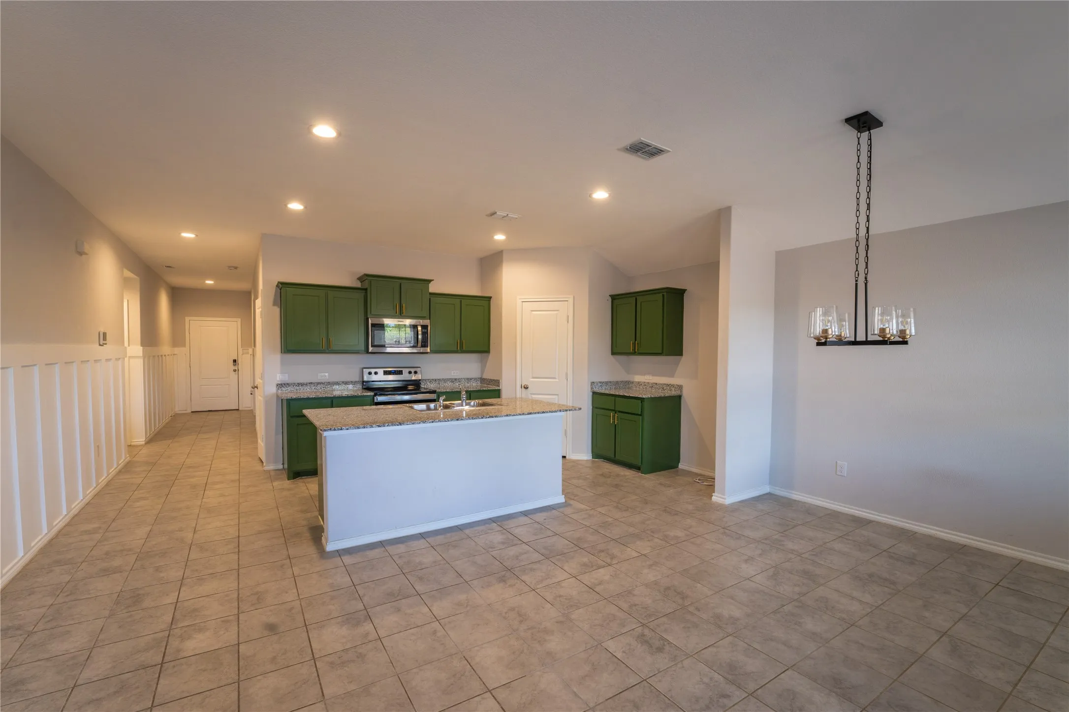 Single Family Residence For Sale in Tarrant County , 9452 Firedog Drive, Fort Worth, Texas 76131, 4 Bedroom, 4 Bathroom, 2 Garage spaces, 1,852 Sqft, built in 2023, mls#21402712, Real Estate Agent in Fort Worth, Homes For Sale in Tarrant county, Homes For Sale in Fort Worth, Realtor in Fort Worth Texas, Real Estate Brokerage Independent Realty Texas, Luminita Cordes Realtor
