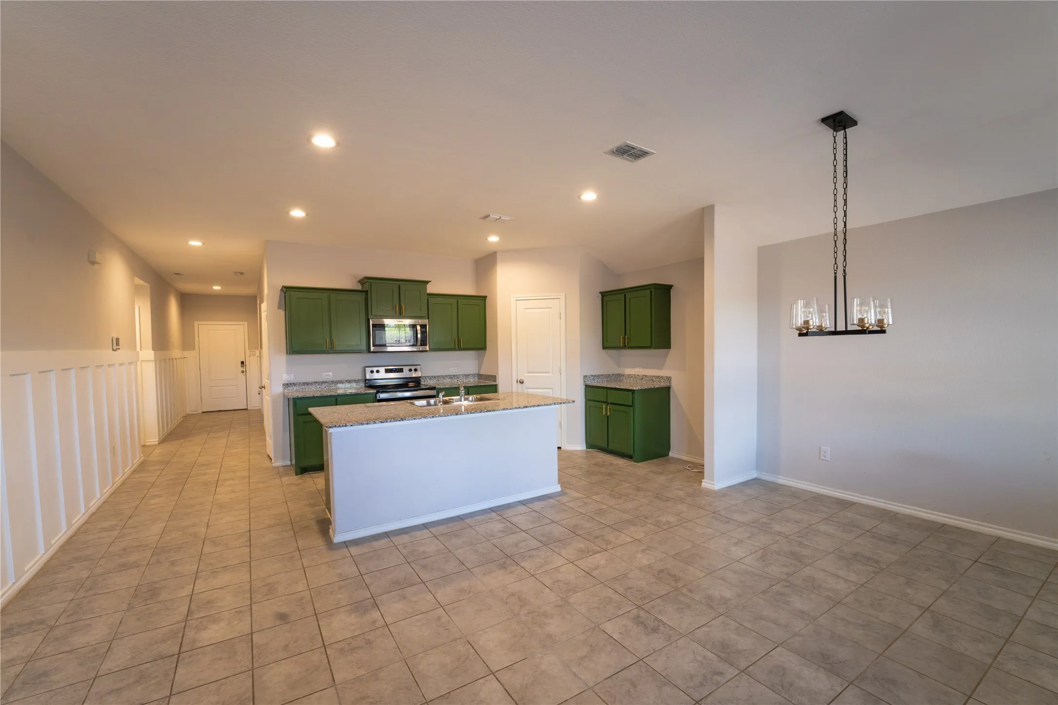 Single Family Residence For Sale in Tarrant County , 9452 Firedog Drive, Fort Worth, Texas 76131, 4 Bedroom, 4 Bathroom, 2 Garage spaces, 1,852 Sqft, built in 2023, mls#21402712, Real Estate Agent in Fort Worth, Homes For Sale in Tarrant county, Homes For Sale in Fort Worth, Realtor in Fort Worth Texas, Real Estate Brokerage Independent Realty Texas, Luminita Cordes Realtor