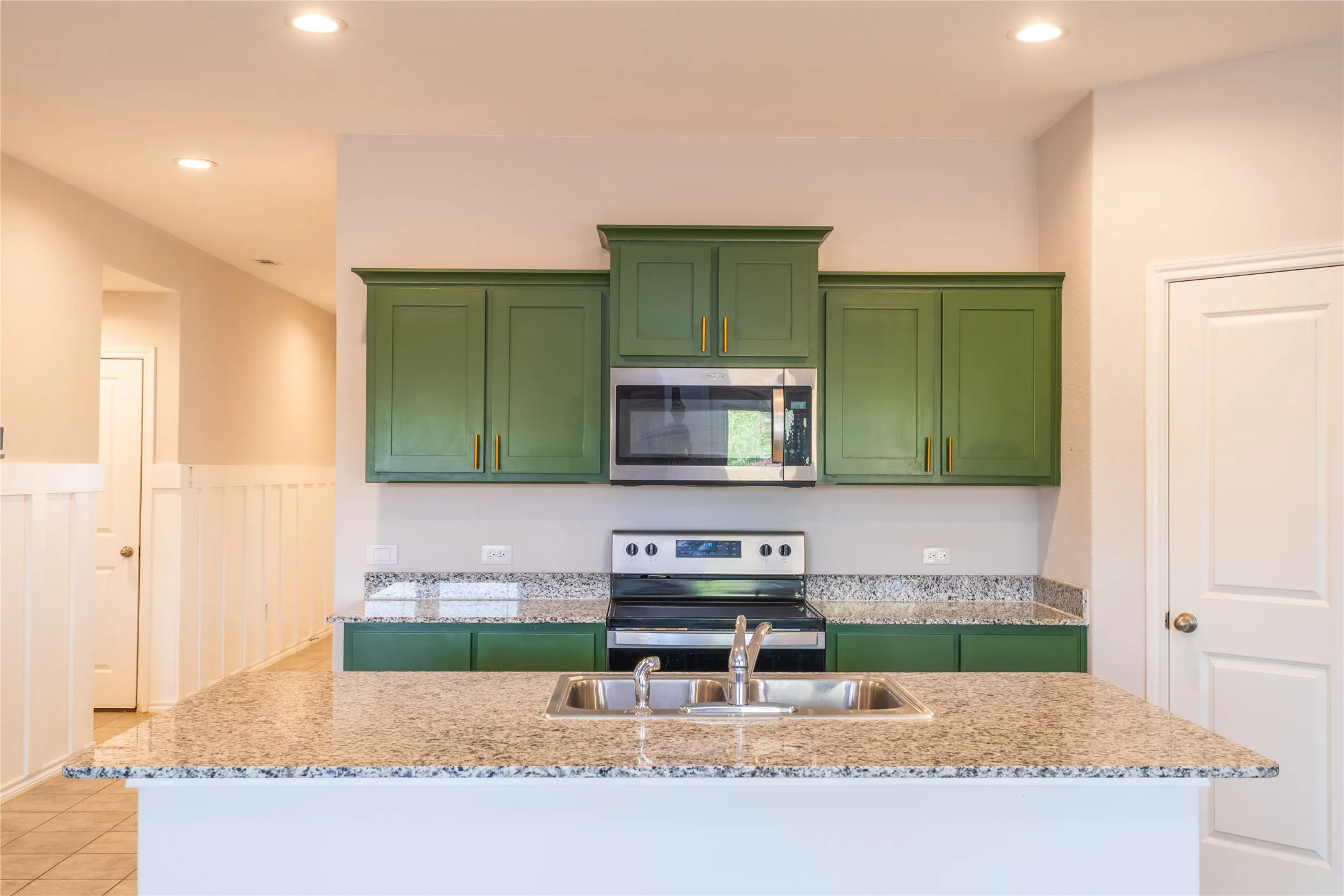 Single Family Residence For Sale in Tarrant County , 9452 Firedog Drive, Fort Worth, Texas 76131, 4 Bedroom, 4 Bathroom, 2 Garage spaces, 1,852 Sqft, built in 2023, mls#21402712, Real Estate Agent in Fort Worth, Homes For Sale in Tarrant county, Homes For Sale in Fort Worth, Realtor in Fort Worth Texas, Real Estate Brokerage Independent Realty Texas, Luminita Cordes Realtor