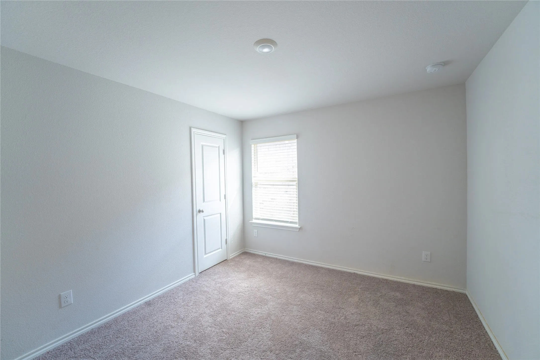 Single Family Residence For Sale in Tarrant County , 9452 Firedog Drive, Fort Worth, Texas 76131, 4 Bedroom, 4 Bathroom, 2 Garage spaces, 1,852 Sqft, built in 2023, mls#21402712, Real Estate Agent in Fort Worth, Homes For Sale in Tarrant county, Homes For Sale in Fort Worth, Realtor in Fort Worth Texas, Real Estate Brokerage Independent Realty Texas, Luminita Cordes Realtor