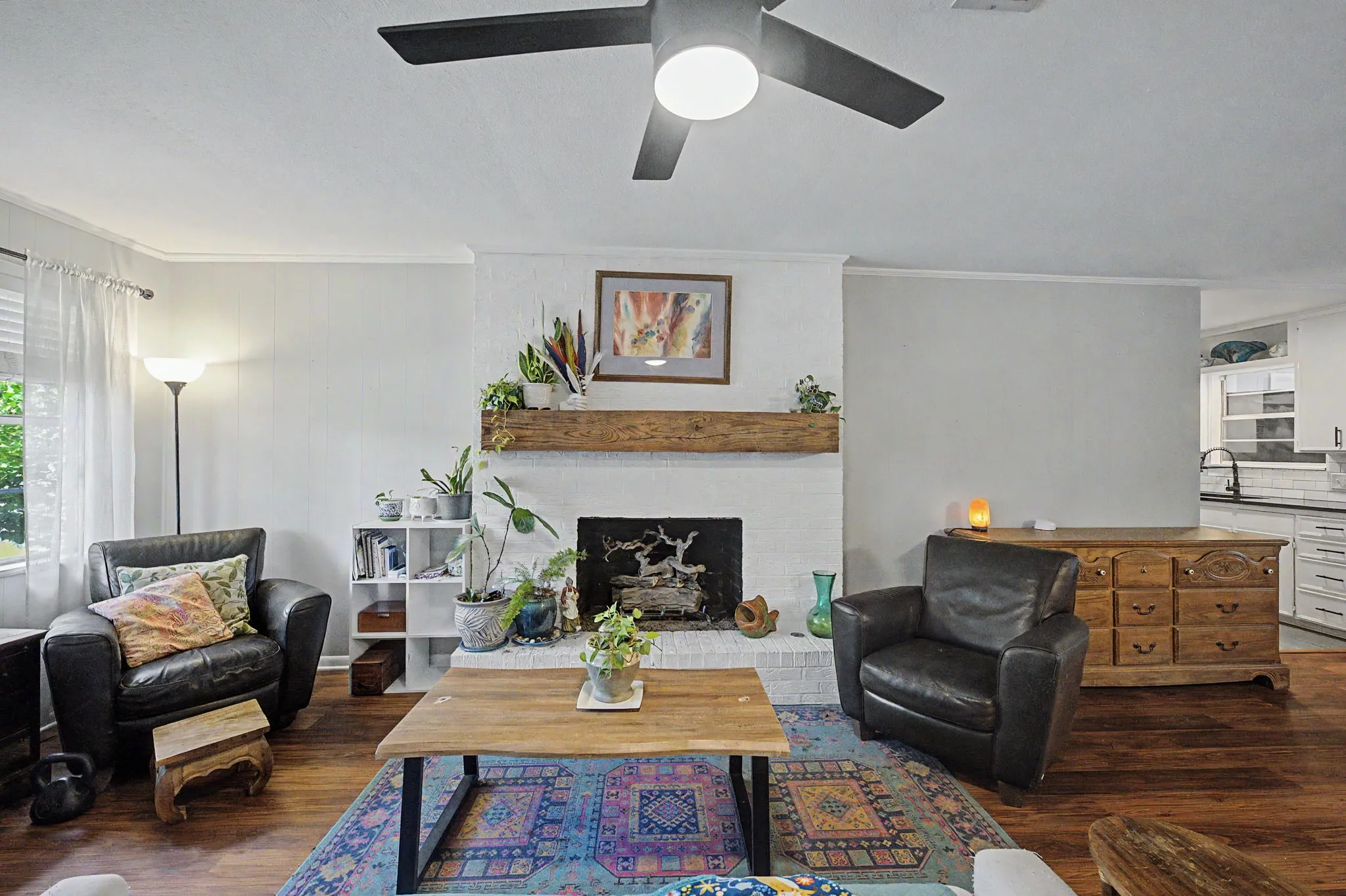 Single Family Residence For Sale in Smith County , 225 Powell Drive, Tyler, Texas 75703, 3 Bedroom, 2 Bathroom, 2 Garage spaces, 1,988 Sqft, built in 1969, mls#21402715, Real Estate Agent in Tyler, Homes For Sale in Smith county, Homes For Sale in Tyler, Realtor in Tyler Texas, Real Estate Brokerage Independent Realty Texas, Luminita Cordes Realtor