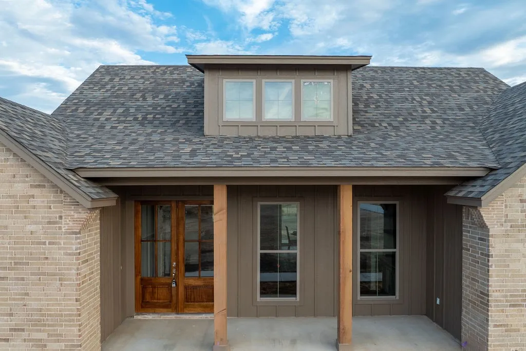 Single Family Residence For Sale in Parker County , 1028 Don Eve Court, Azle, Texas 76020, 3 Bedroom, 3 Bathroom, 2 Garage spaces, 1,744 Sqft, built in 2026, mls#21402705, Real Estate Agent in Azle, Homes For Sale in Parker county, Homes For Sale in Azle, Realtor in Azle Texas, Real Estate Brokerage Independent Realty Texas, Luminita Cordes Realtor