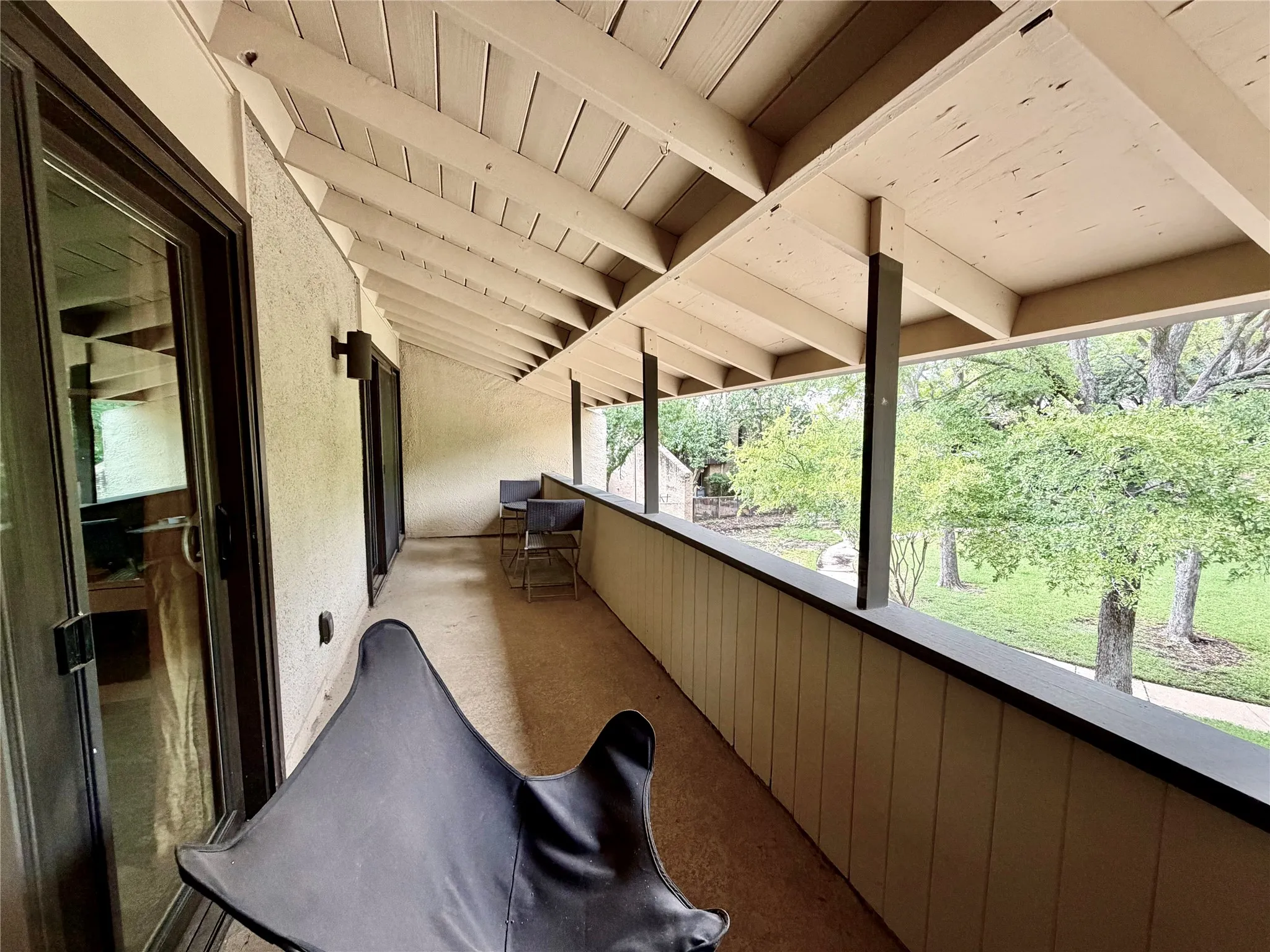 2nd large balcony