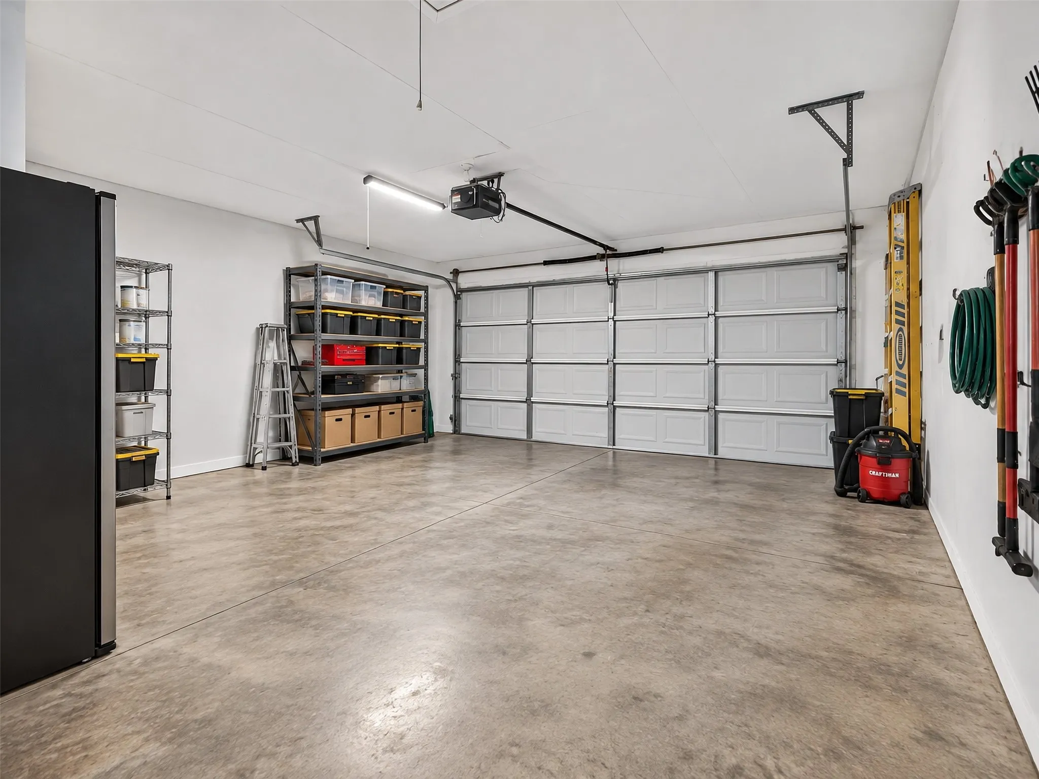 Single Family Residence For Rent in Tarrant County , 1623 Brookleaf Drive, Arlington, Texas 76018, 4 Bedroom, 2 Bathroom, 1 Garage spaces, 1,851 Sqft, built in 2004, mls#21402312, Real Estate Agent in Arlington, Homes For Rent in Tarrant county, Homes For Rent in Arlington, Realtor in Arlington Texas, Real Estate Brokerage Independent Realty Texas, Luminita Cordes Realtor